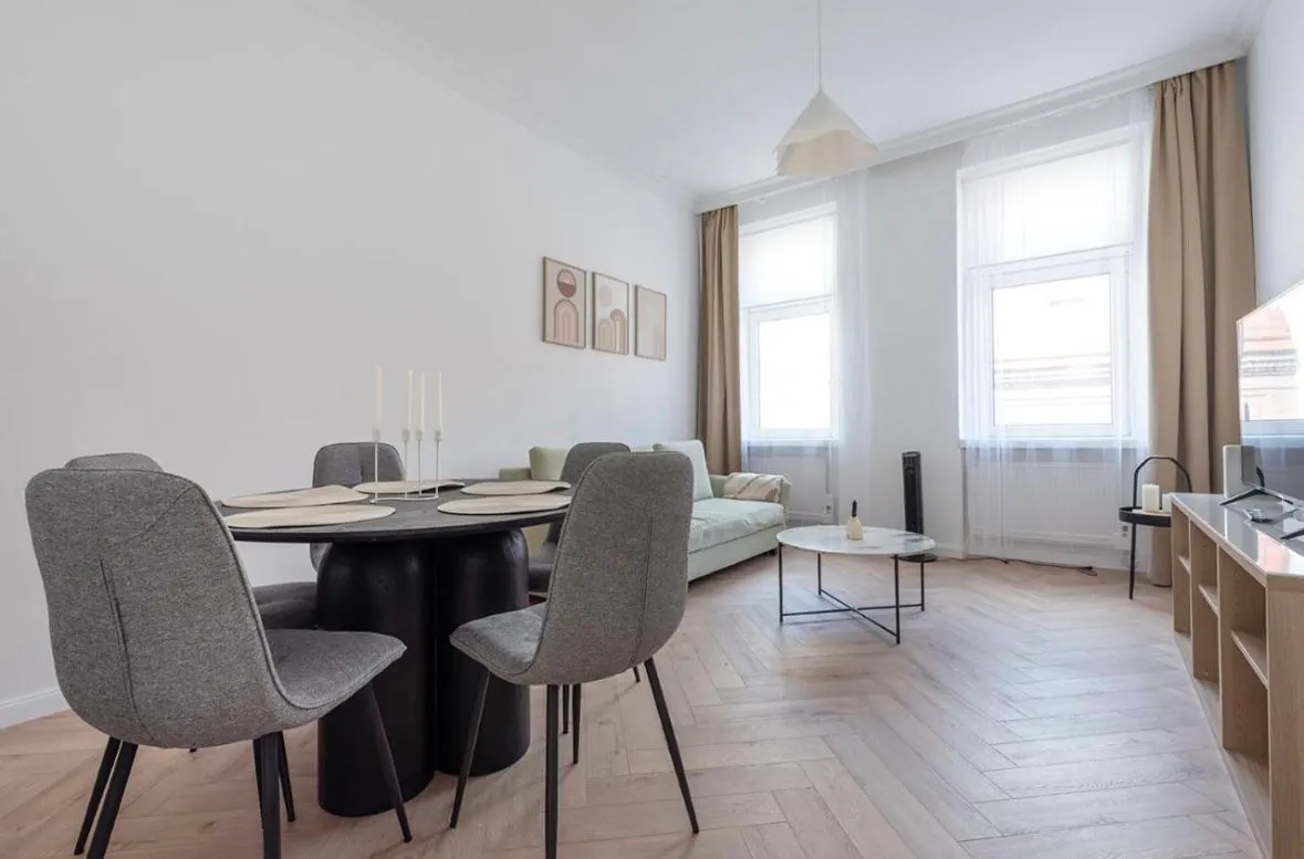 2-Bedroom Apartment in Rückertgasse, Vienna (1643365) ROOM 1