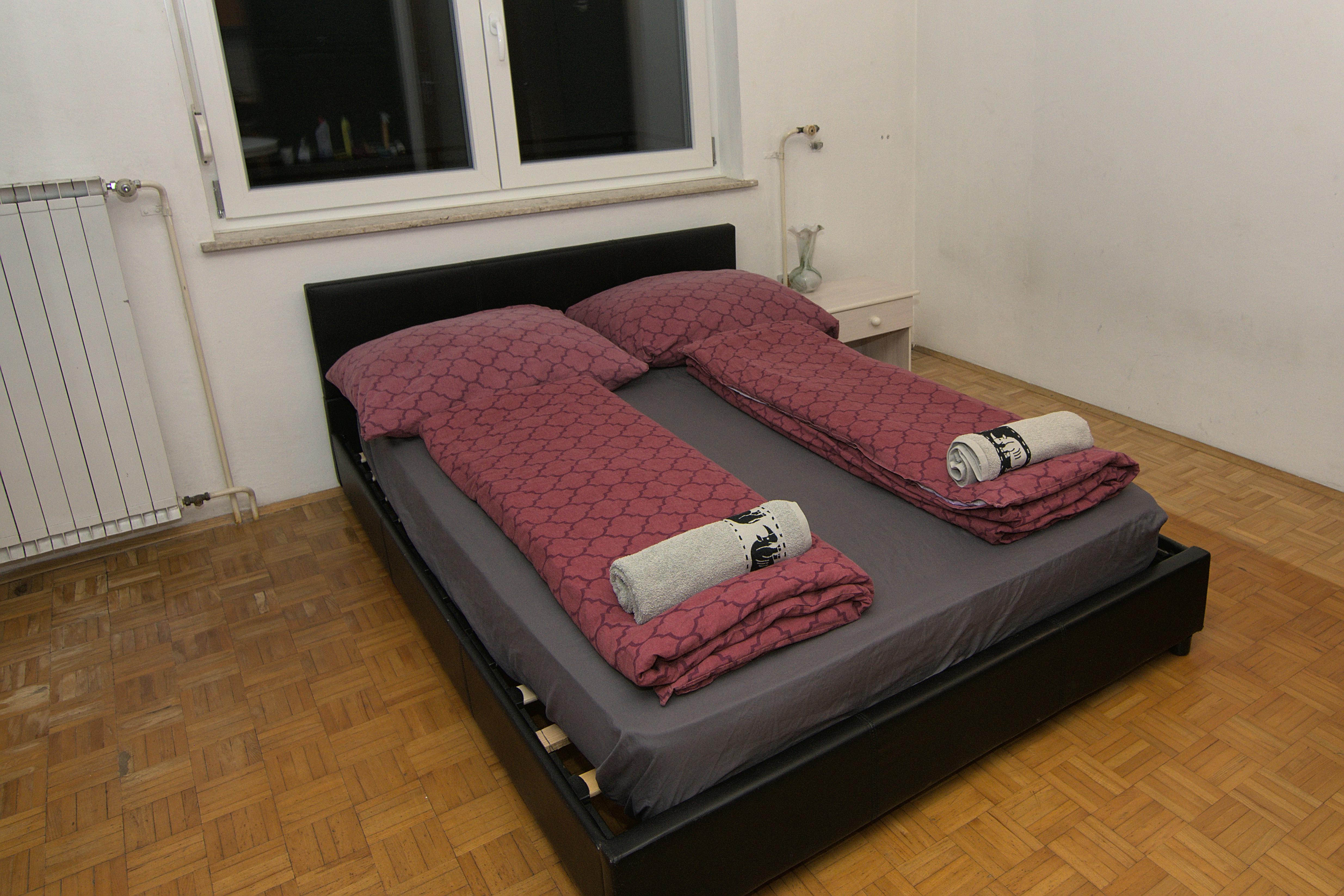 Apartamento en alquiler por 1290 € al mes en Ljubljana, Rožna Dolina, cesta XVII