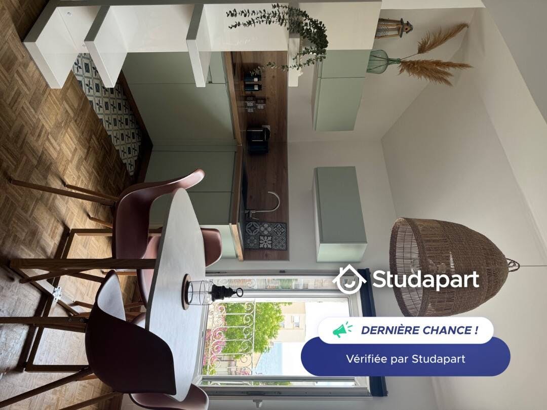 Apartment for rent on Rue Beaussier, Toulon