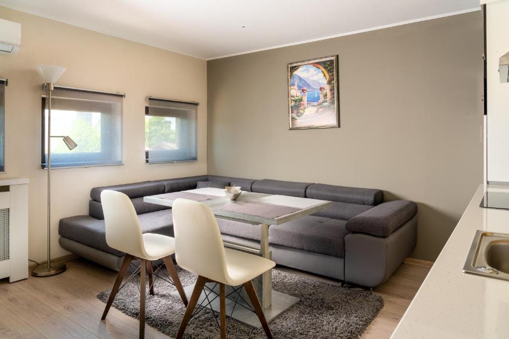 Lägenhet att hyra för 8 651 RON i månaden i Bucharest, Strada Agricultori