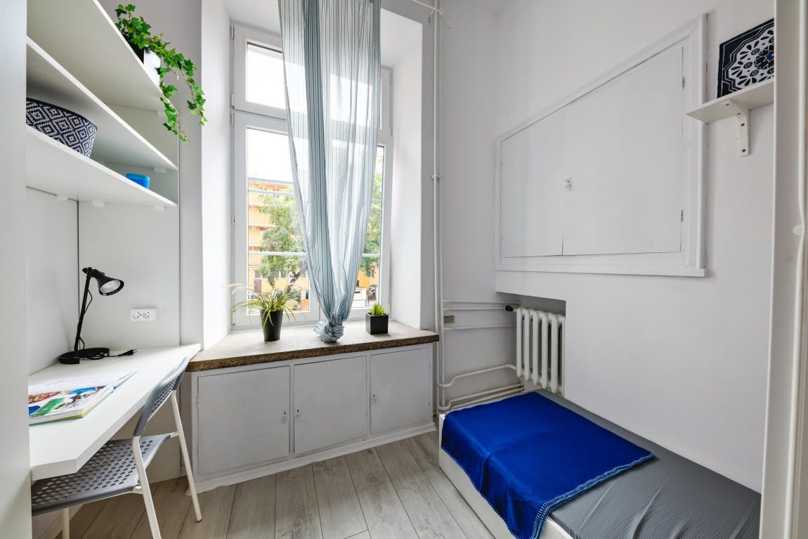 aleja Solidarności, Warsaw preview