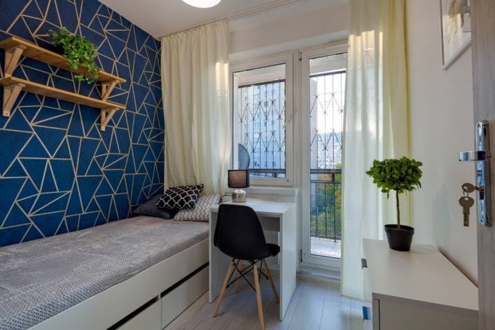 Capri, Warsaw preview