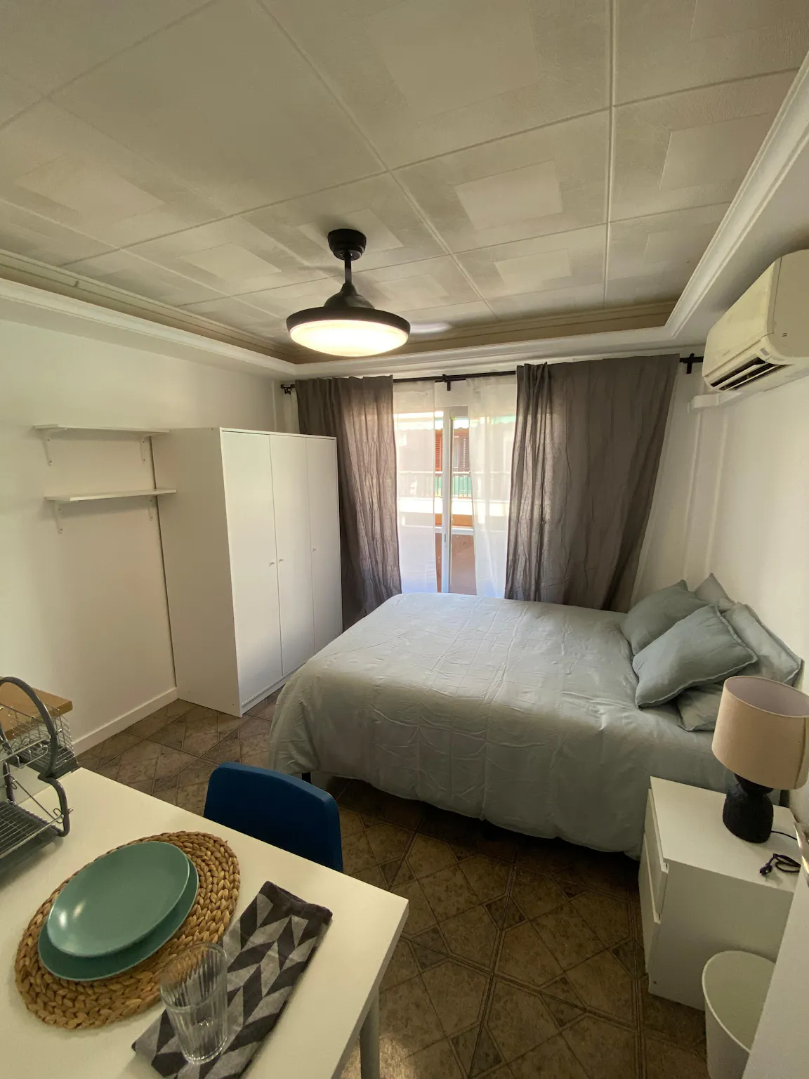 Carrer San Edesio, Manises preview