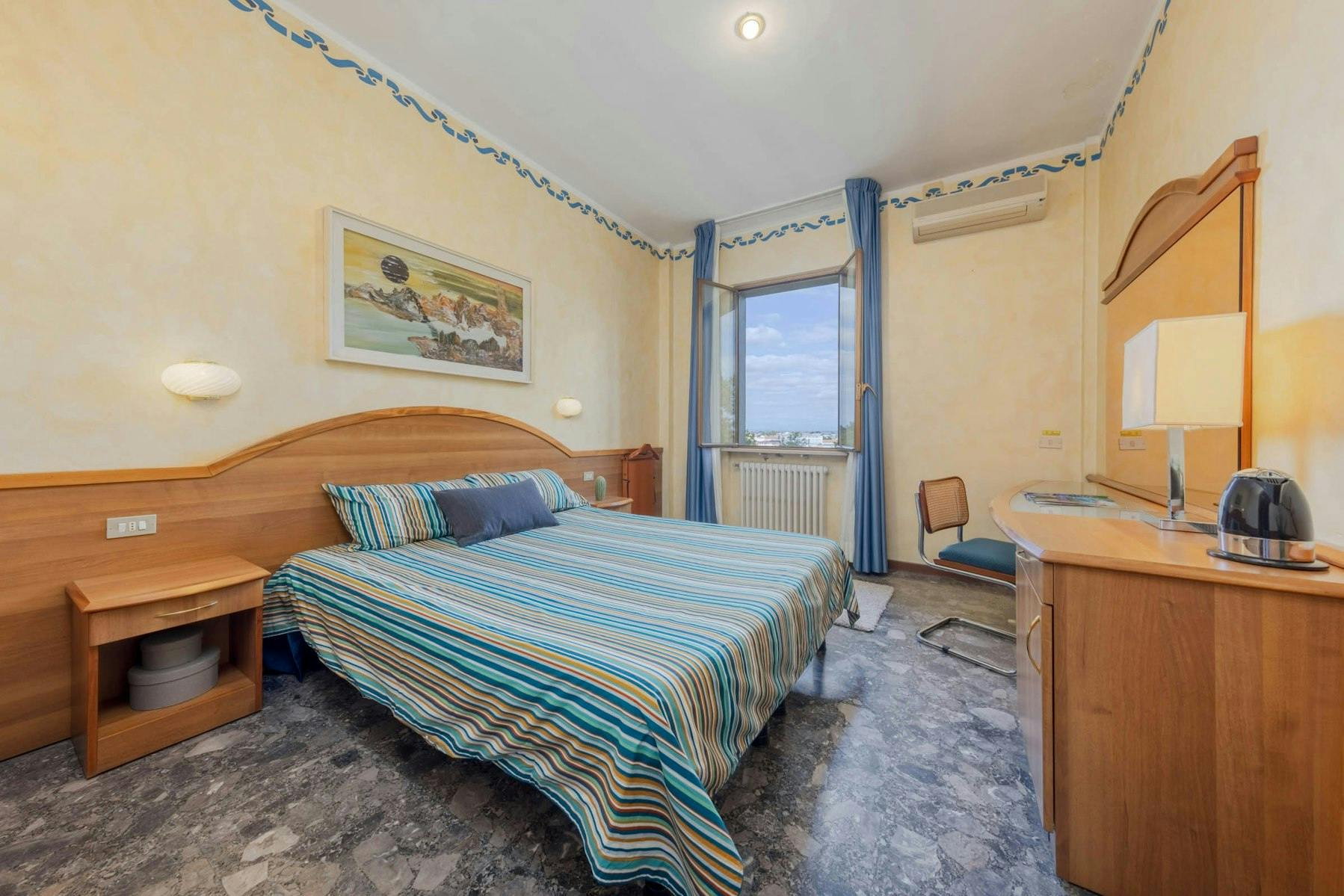 Habitación privada en alquiler por 480 € al mes en Novara, Corso Felice Cavallotti