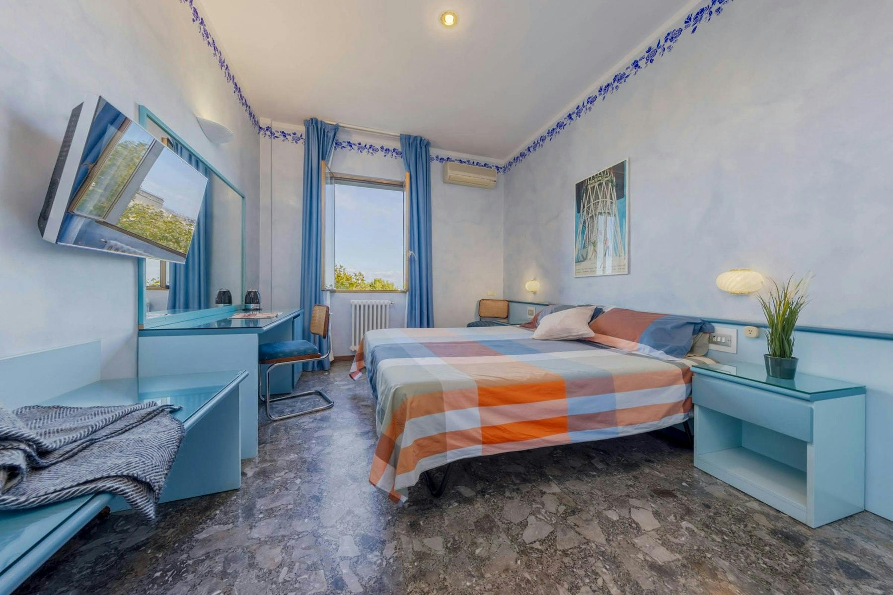 私人房间 正在以 €480 的月租出租，其位于 Novara, Corso Felice Cavallotti