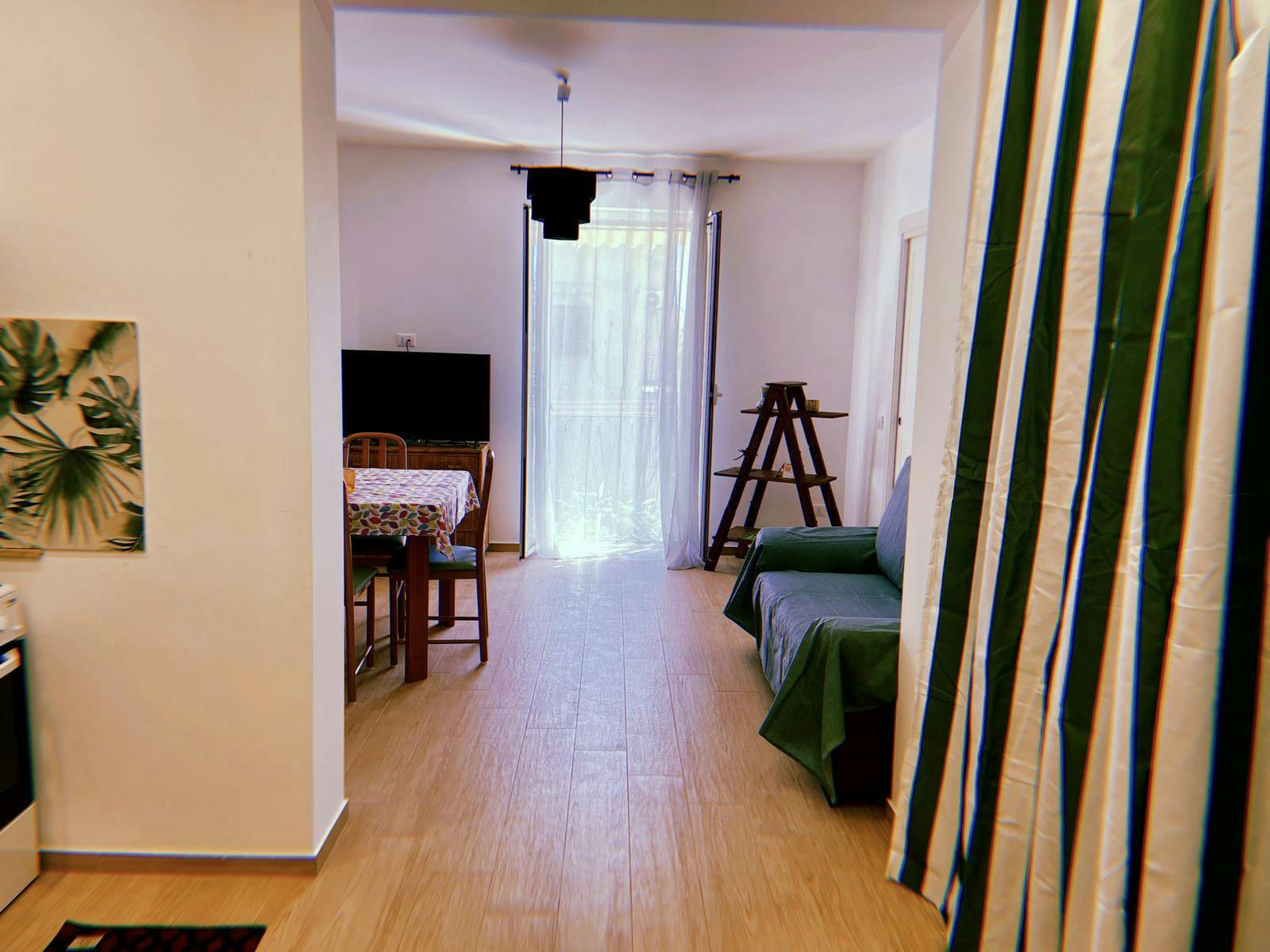 Lägenhet att hyra för 600 € i månaden i Palermo, Piazza San Francesco Saverio