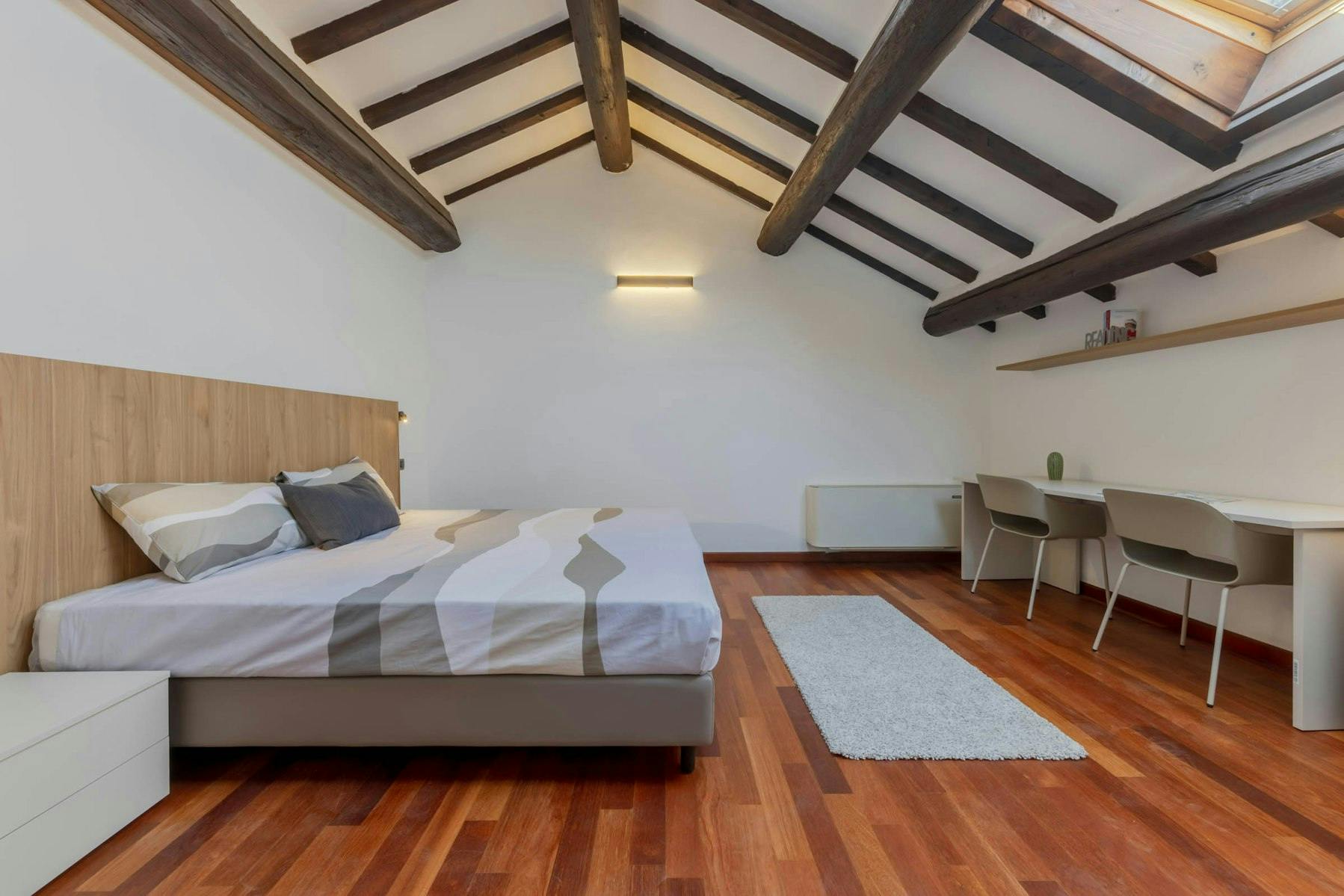 Отдельная комната сдается в аренду за 530 € в месяц в Ferrara, Via Correggiari