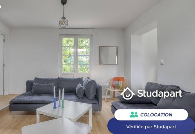 Private room for rent for €440 per month in Beauvais, Rue de Pontoise