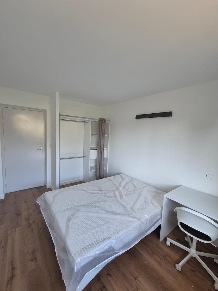 Single room Saint-Priest, 1 bed, 11m² — photo 7