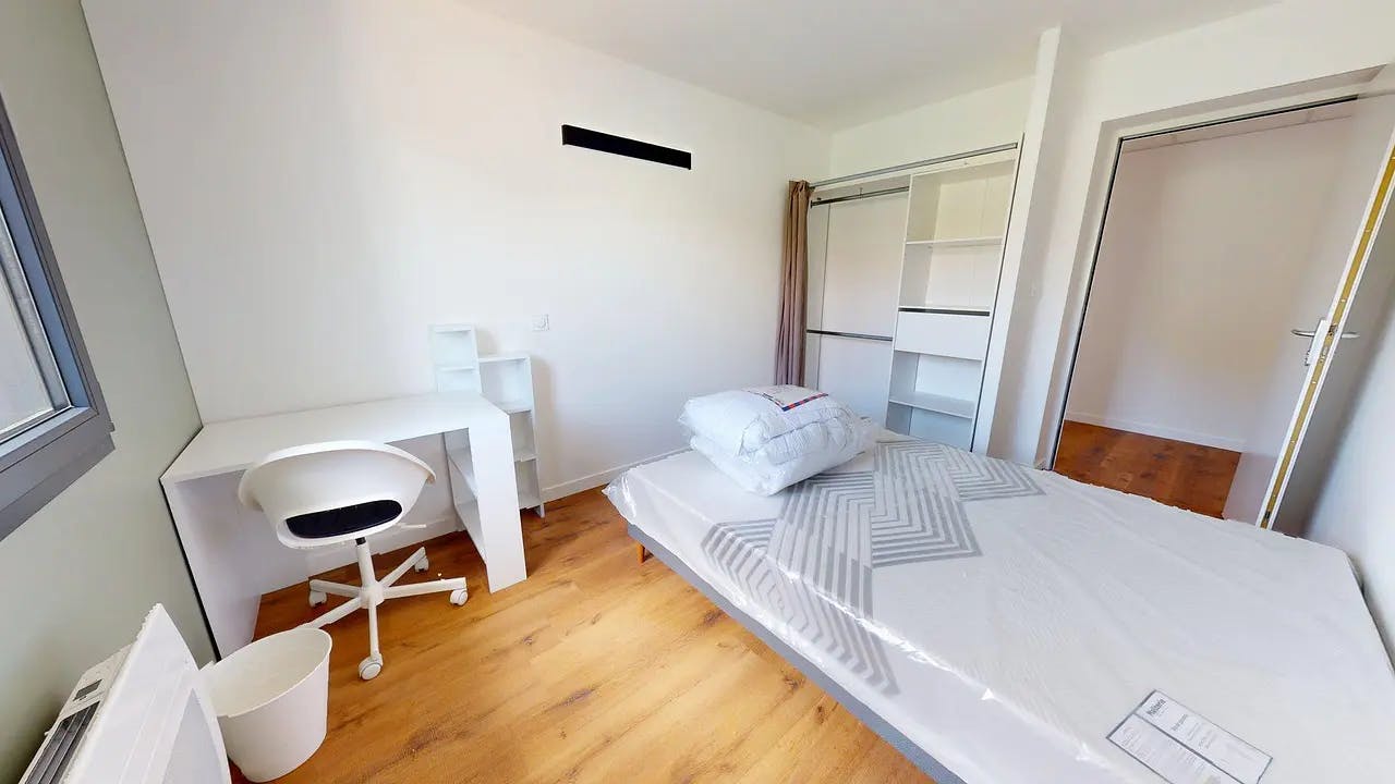 Privat rum att hyra för 549 € i månaden i Saint-Priest, Avenue Salvador Allende