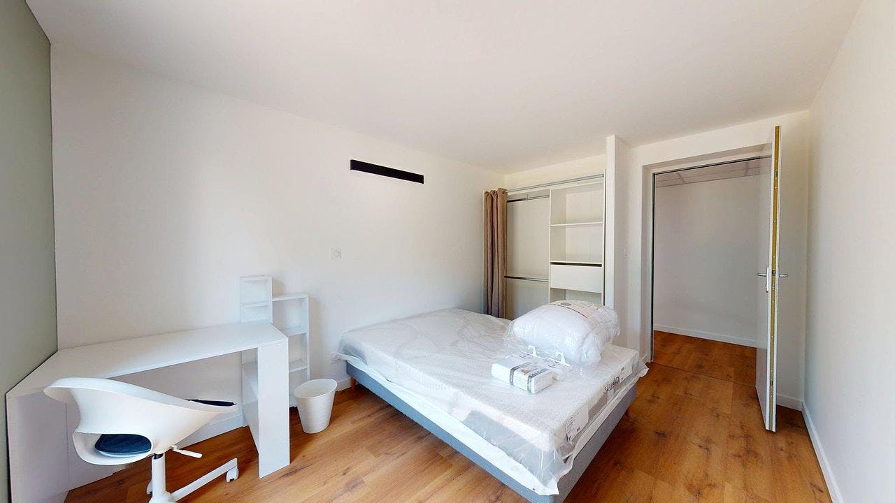 Single room Saint-Priest, 1 bed, 11m² — photo 25