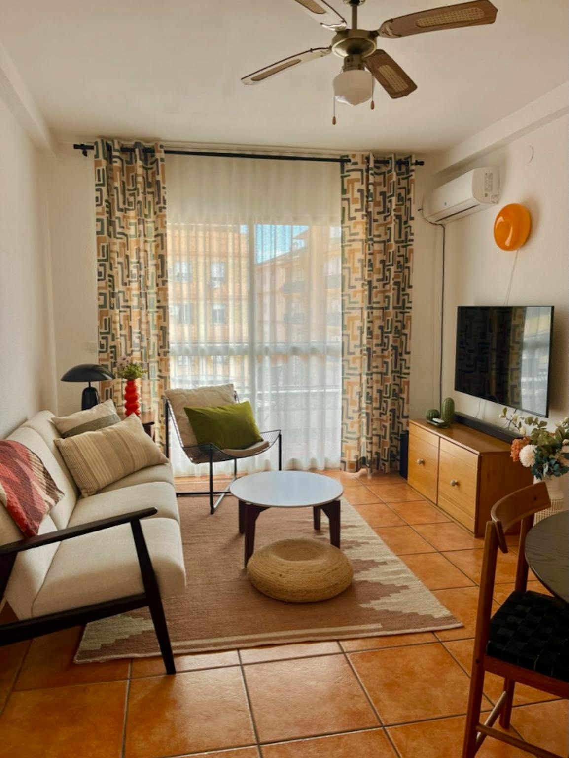 Calle las Flores, Arroyo de la Miel preview