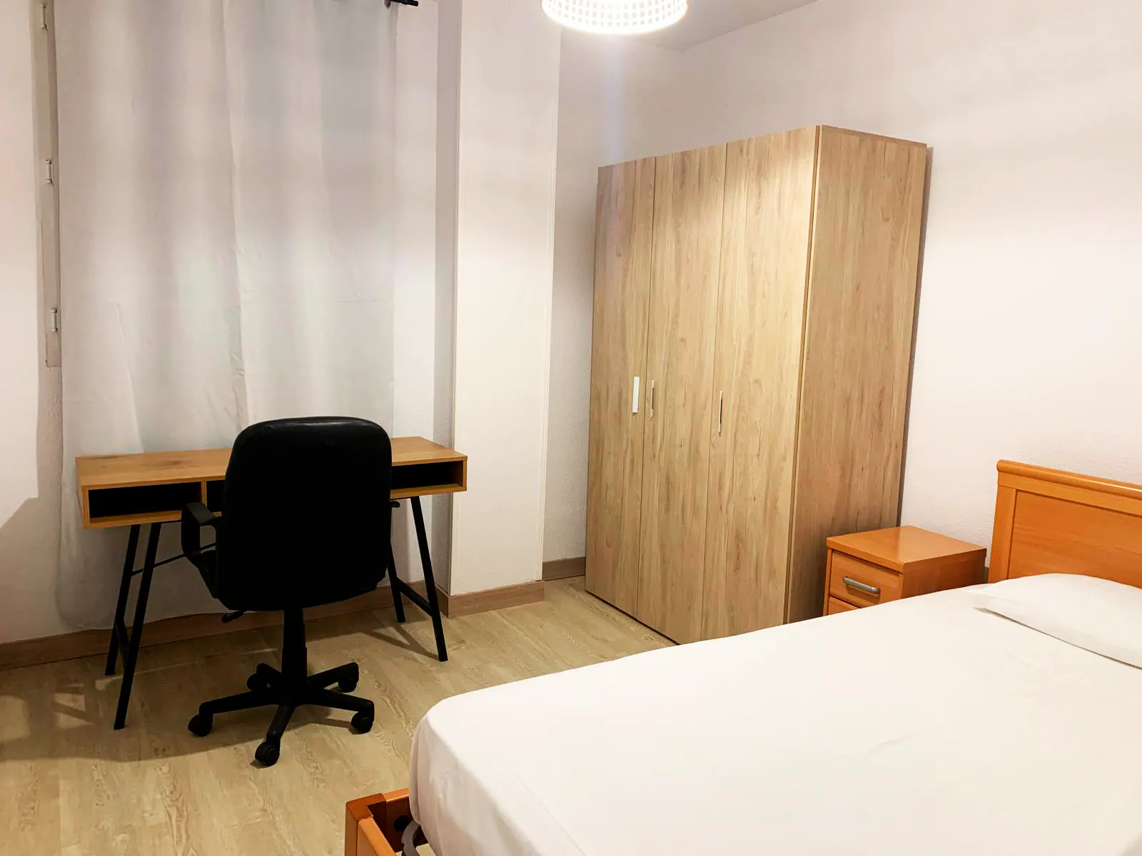 Private room in Calle Blas Cabrera, Santander (1644240) ROOM 2