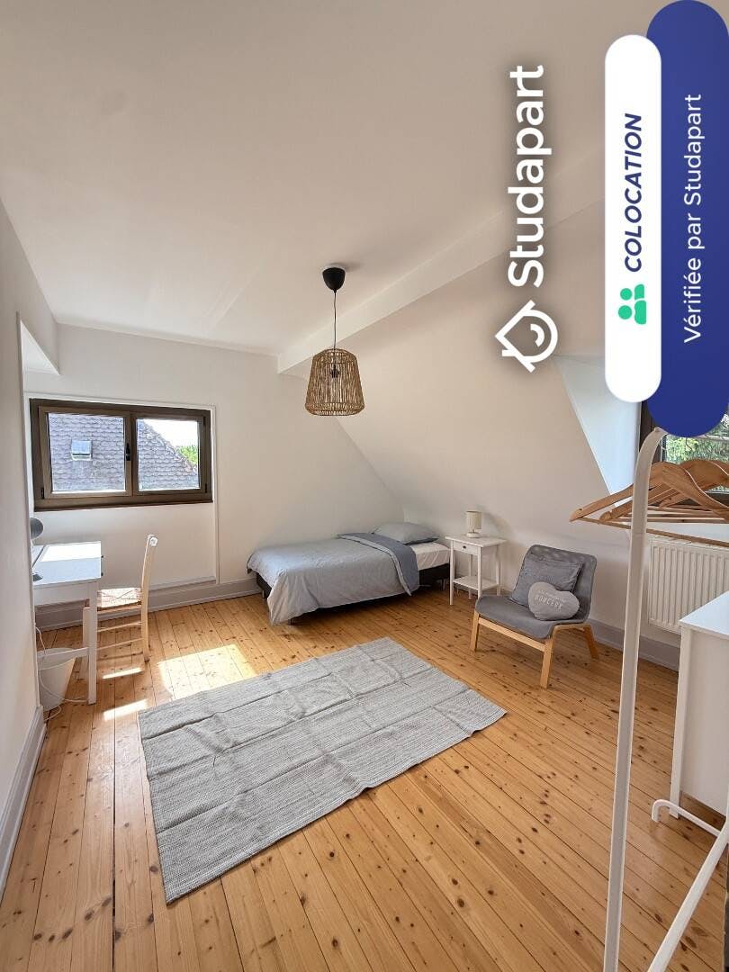 Private room for rent for €449 per month in Mulhouse, Rue de la Bataille