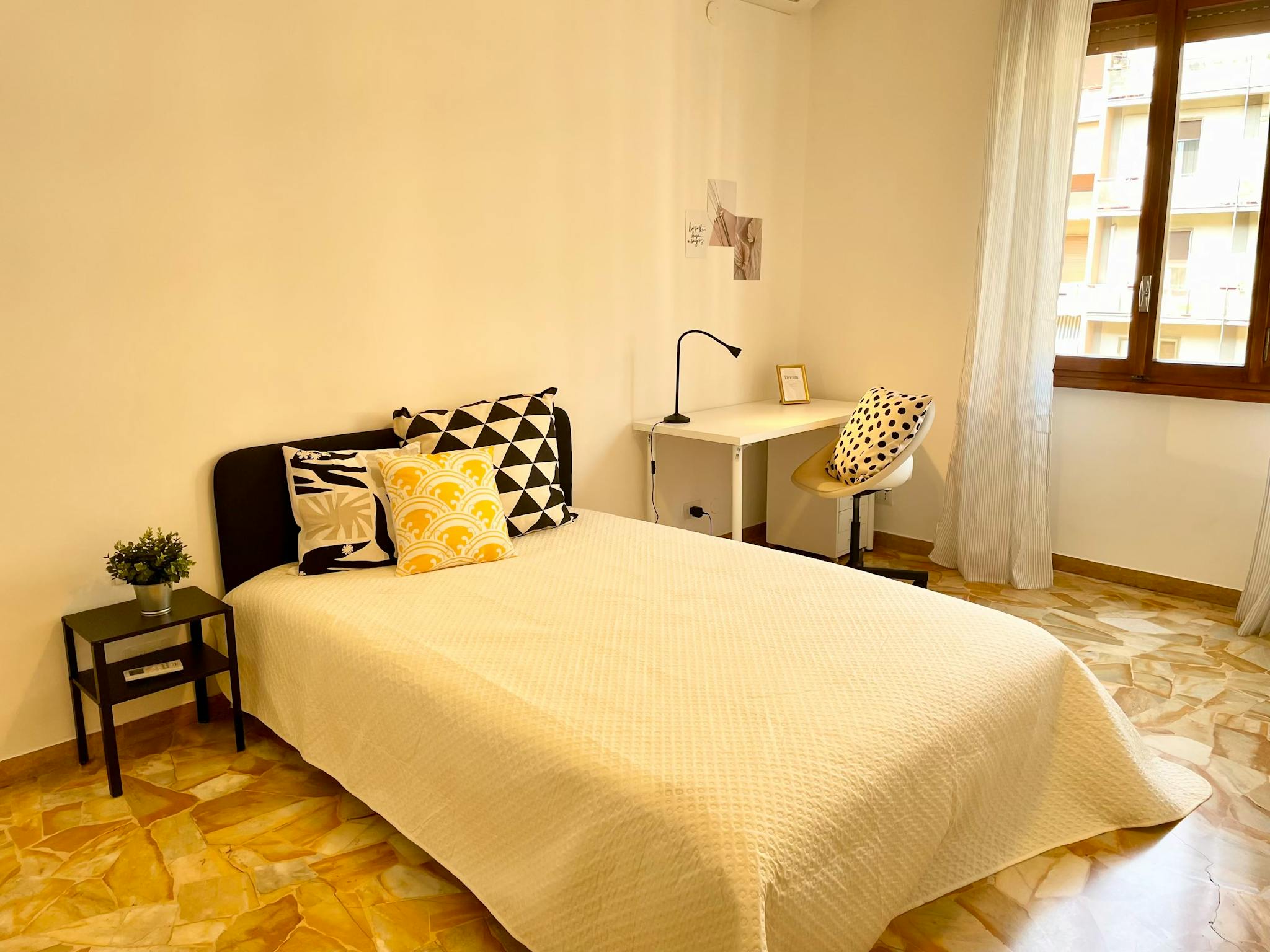 Via Caduti di Cefalonia, Florence preview