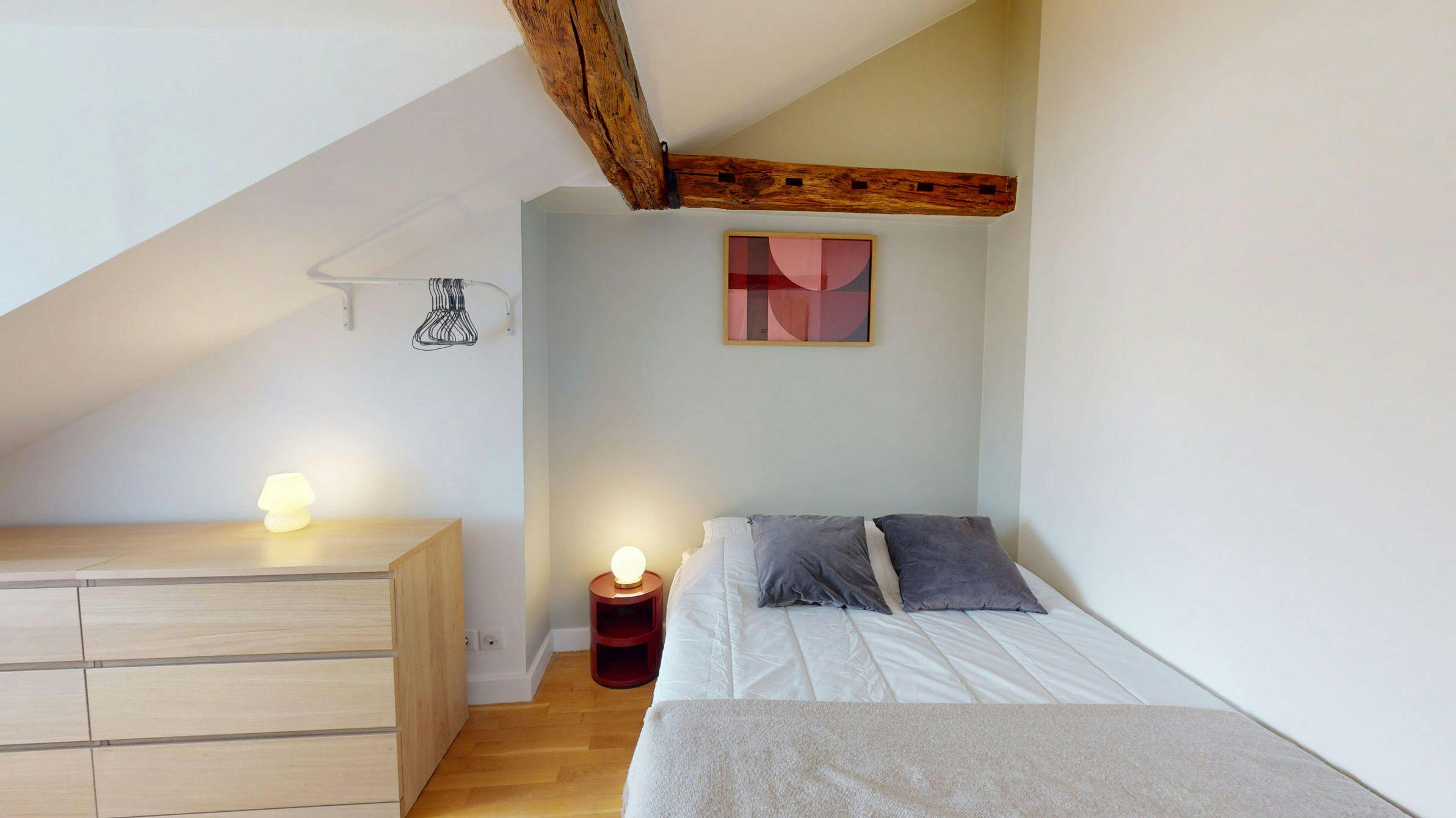 Private room for rent on Rue de Caumartin, Paris - Vue 4