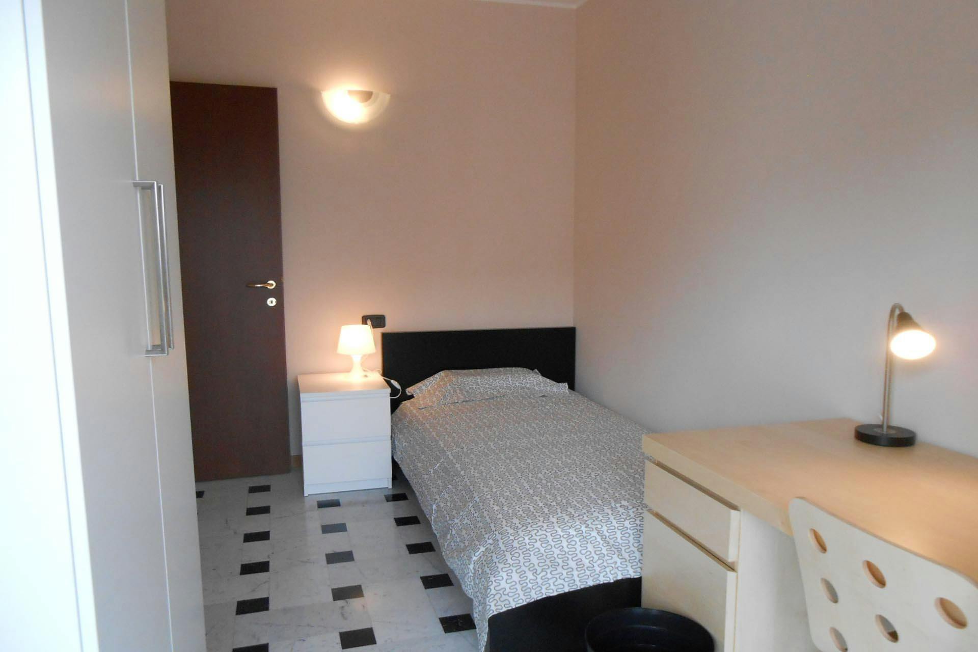 Private room for rent for €632 per month in Milan, Via Luigi Ornato