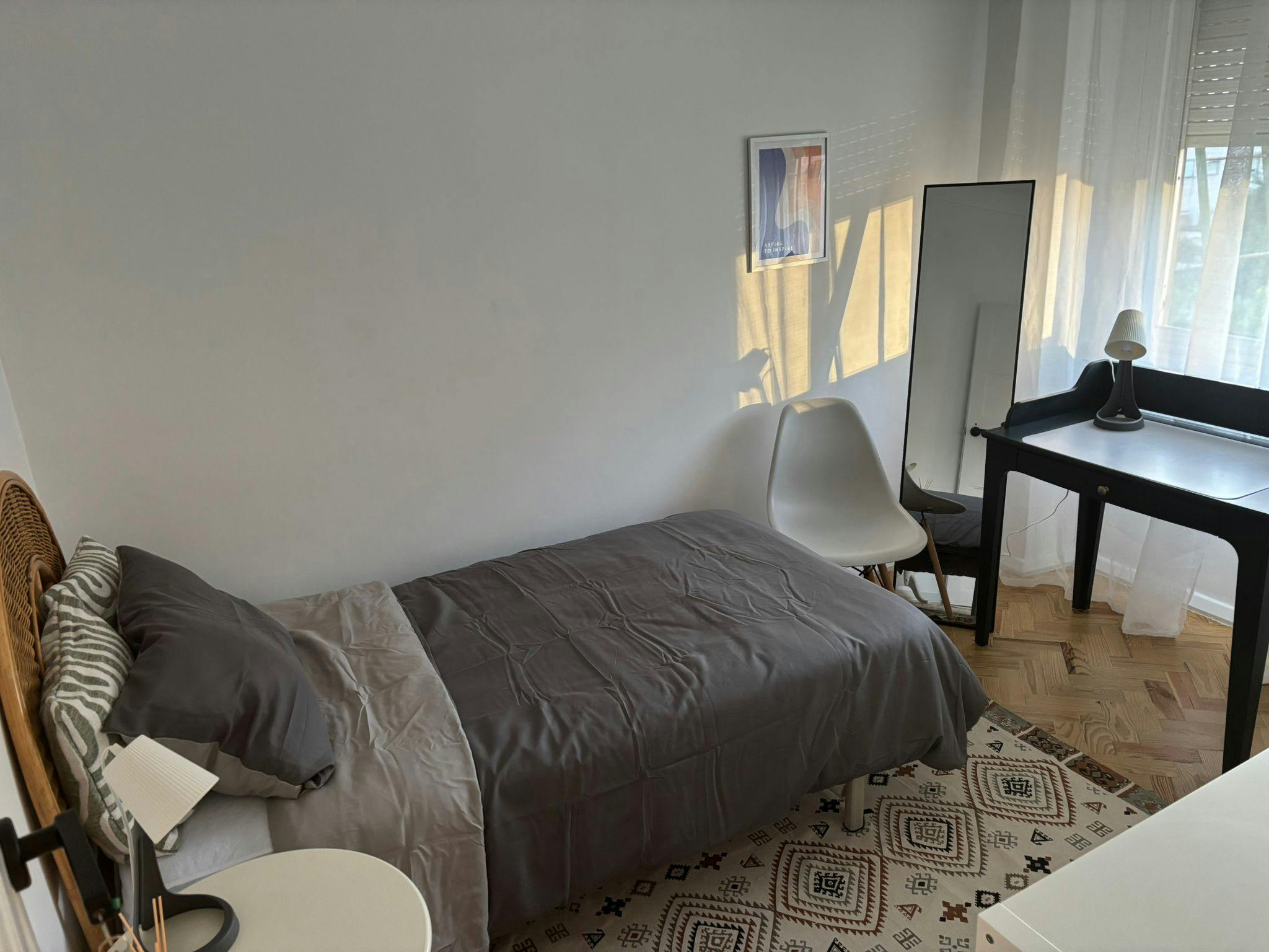 Rua Fernando Pessoa, Lisbon preview