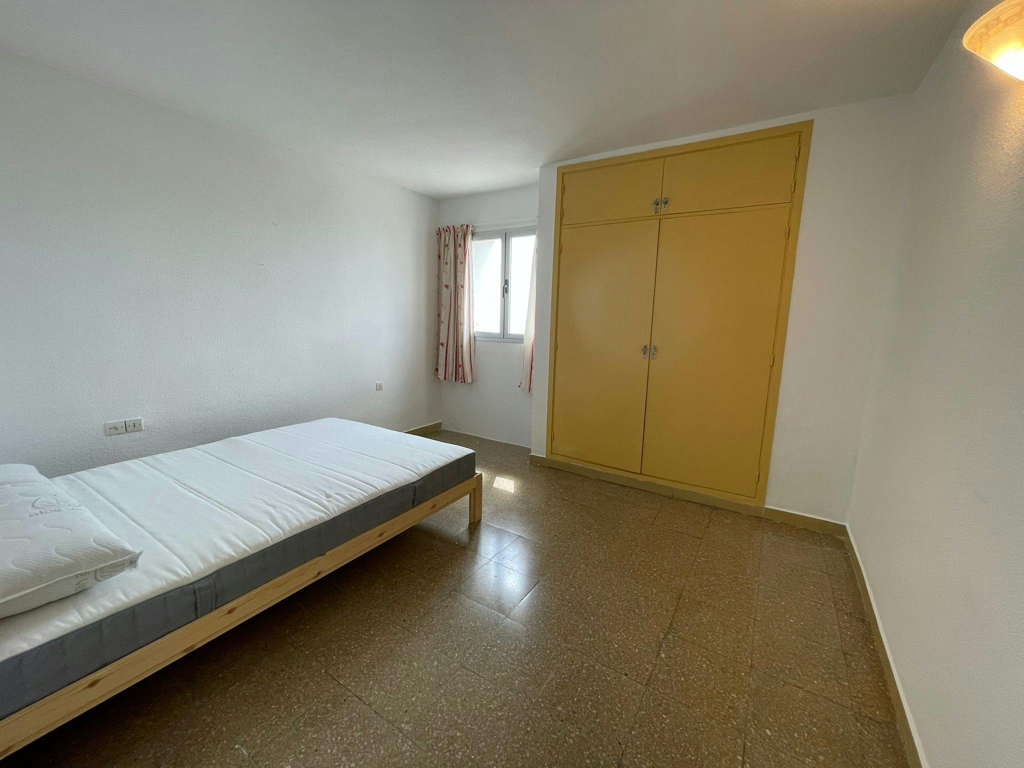 Habitación privada en alquiler por 420 € al mes en Las Palmas de Gran Canaria, Avenida Eufemiano Jurado