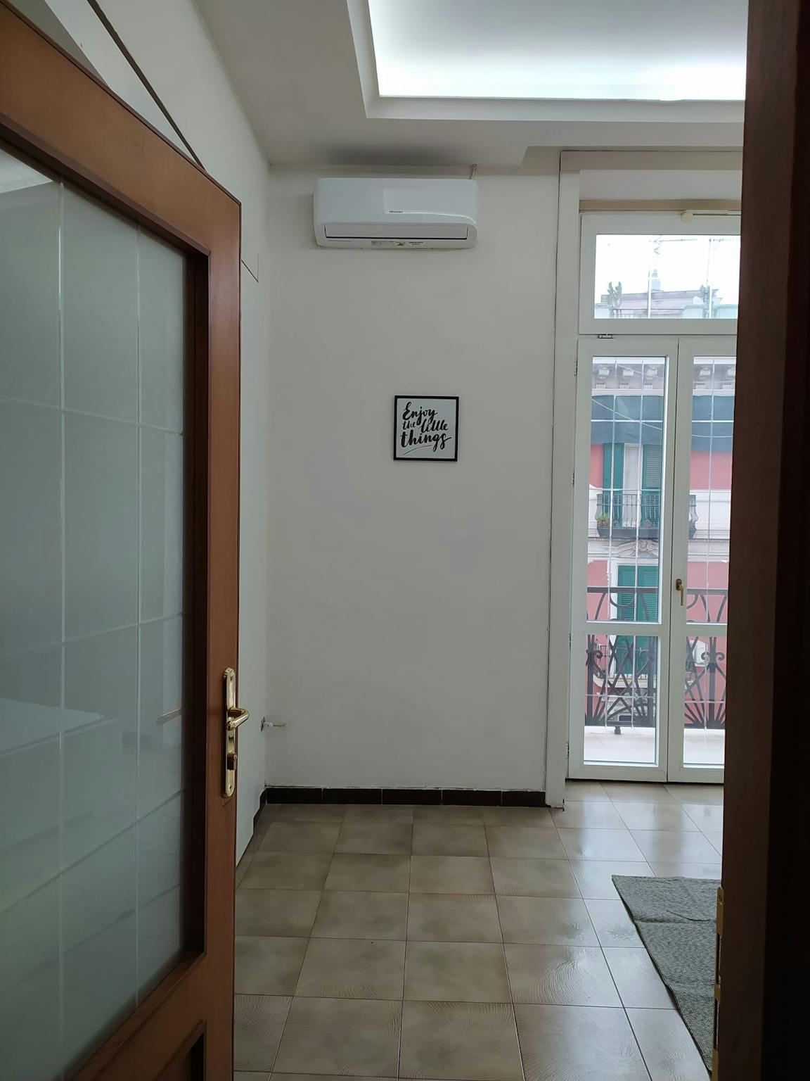 Via Cesare Rosaroll, Naples preview