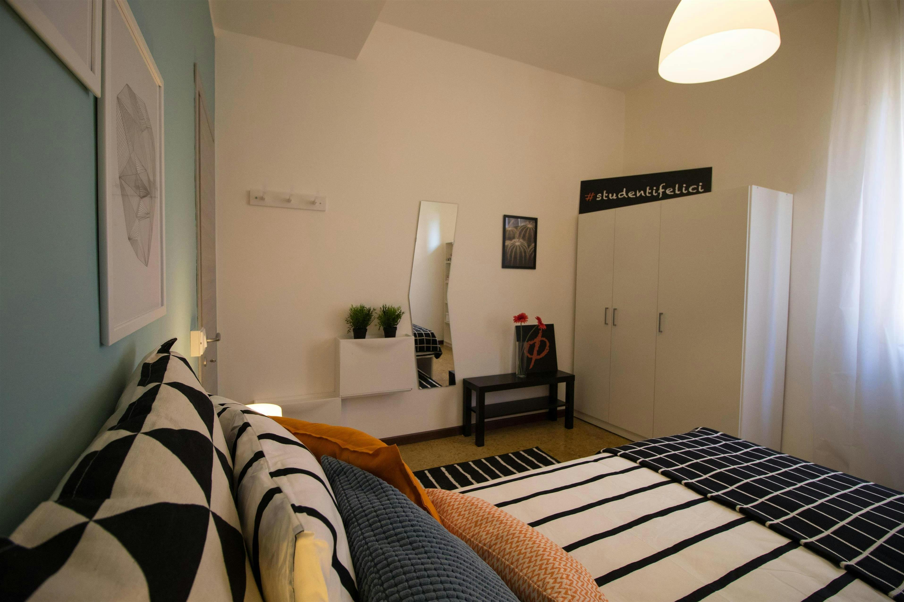 Single room Brescia, 1 bed, 13m² — photo 5