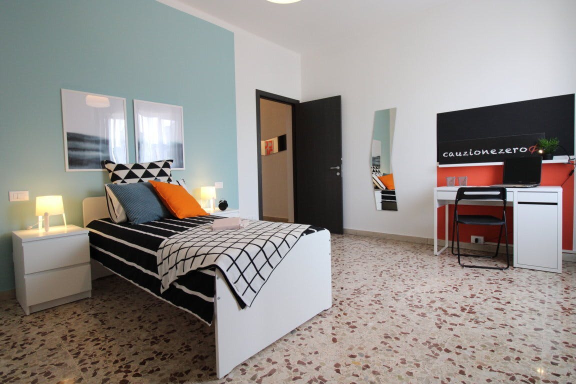 Single room Brescia, 1 bed, 15m² — photo 4