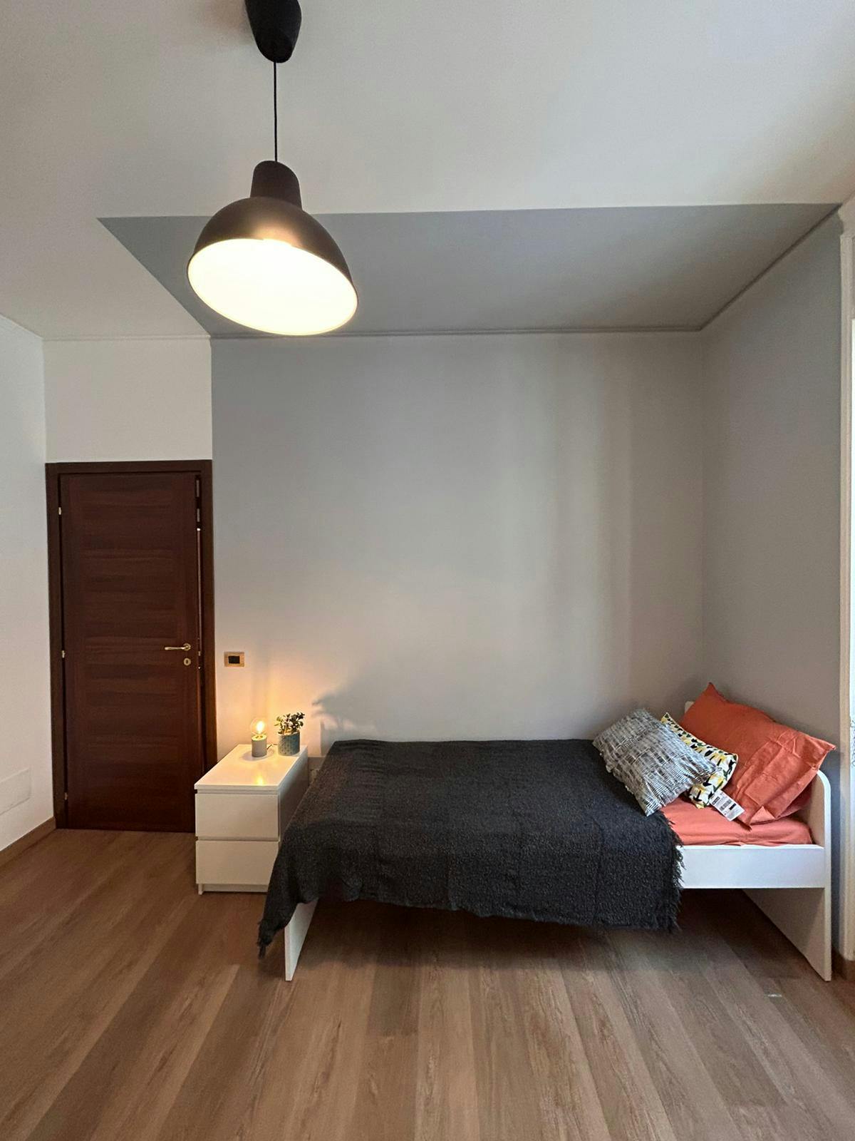 Single room Brescia, 1 bed, 10m² — photo 1