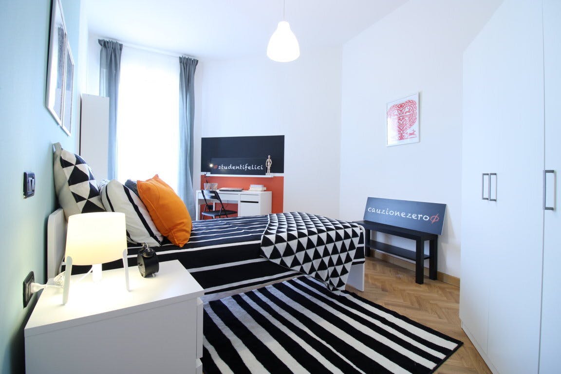 Single room Brescia, 1 bed, 15m² — photo 3