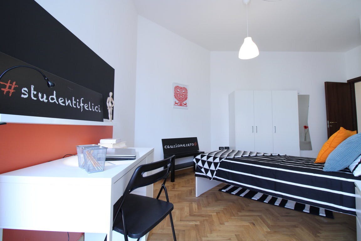 Single room Brescia, 1 bed, 15m² — photo 4