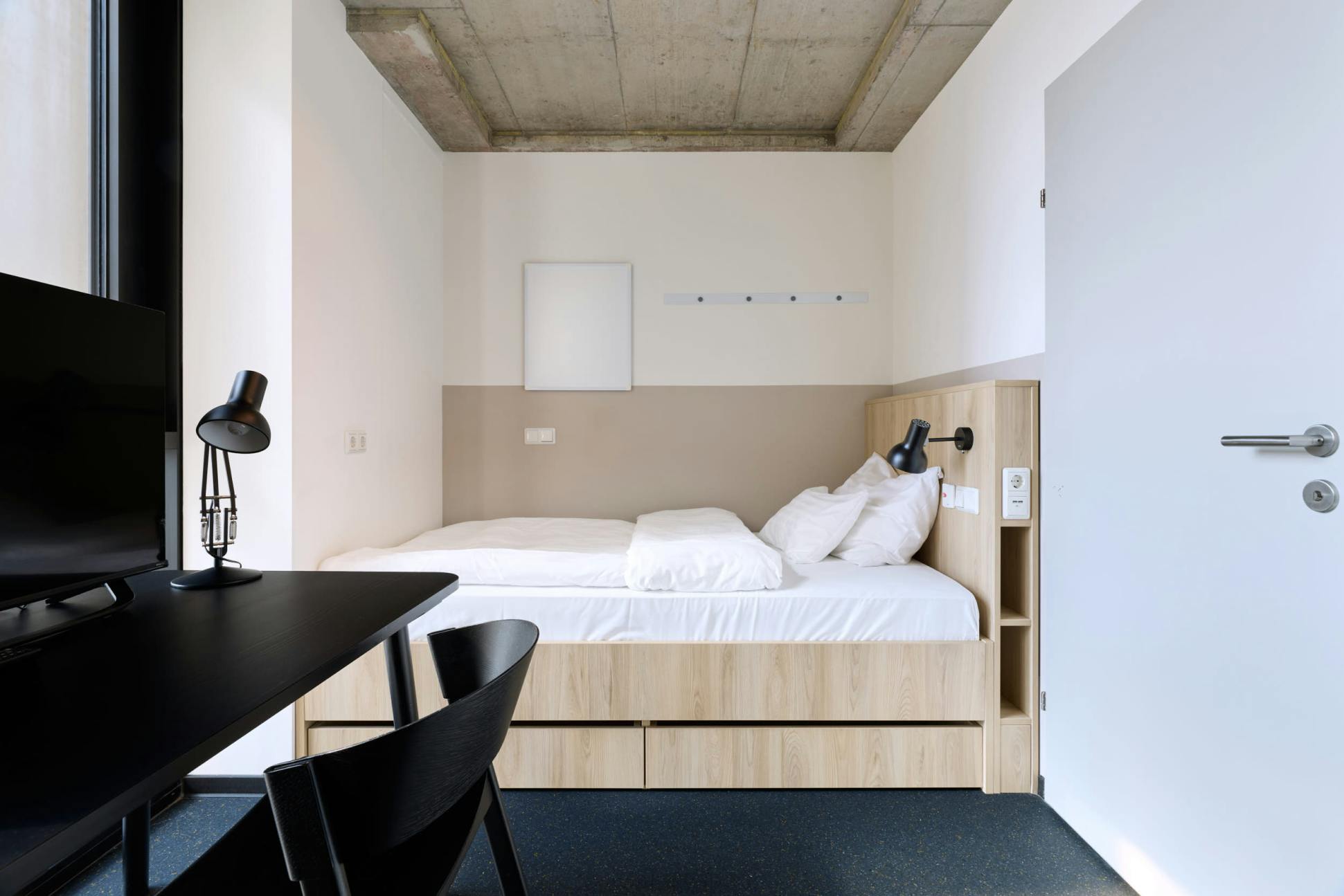 Studio for rent for €850 per month in Vienna, Donau-City-Straße