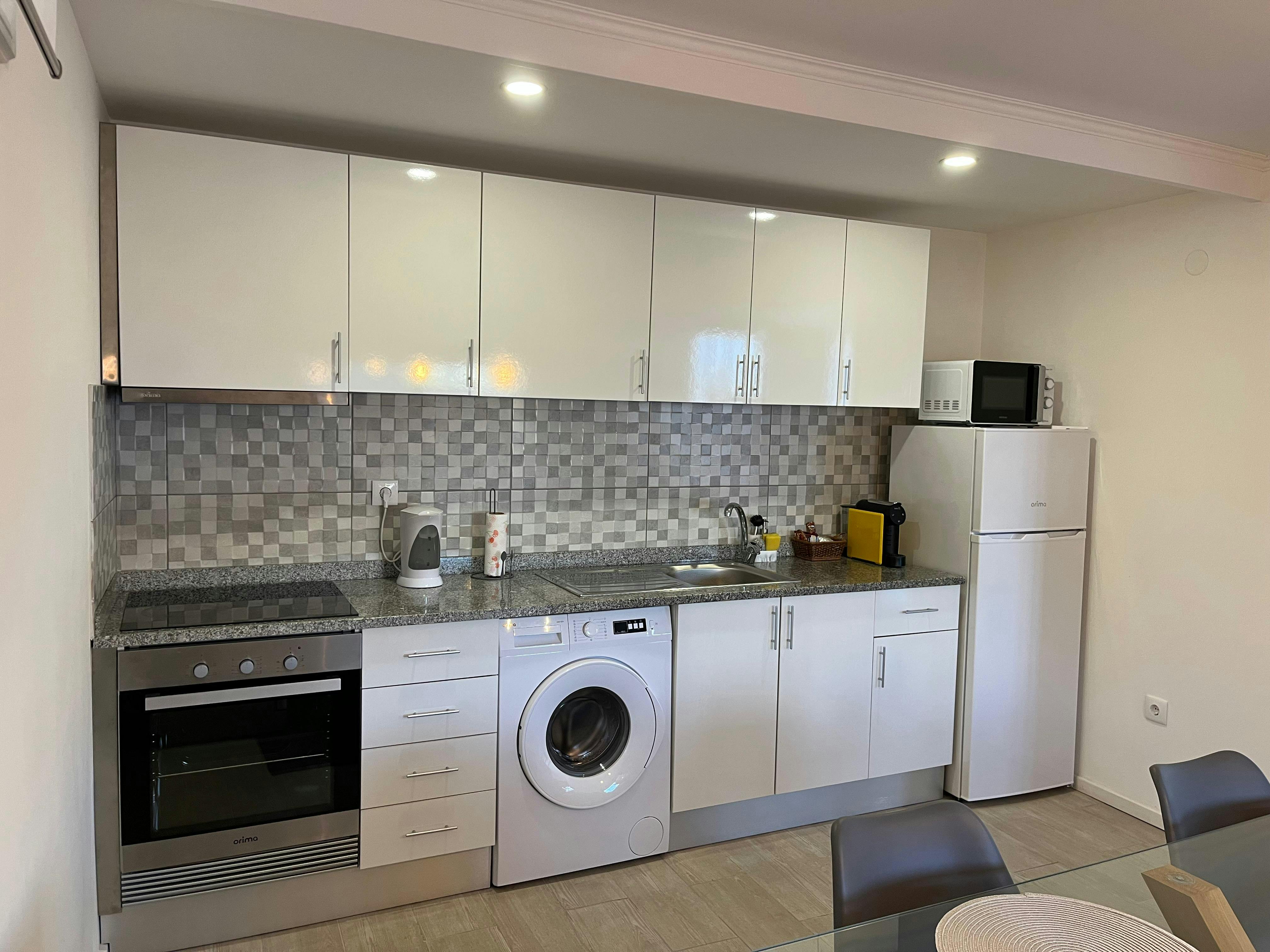 Single room Matosinhos, 1 bed, 13m² — photo 6