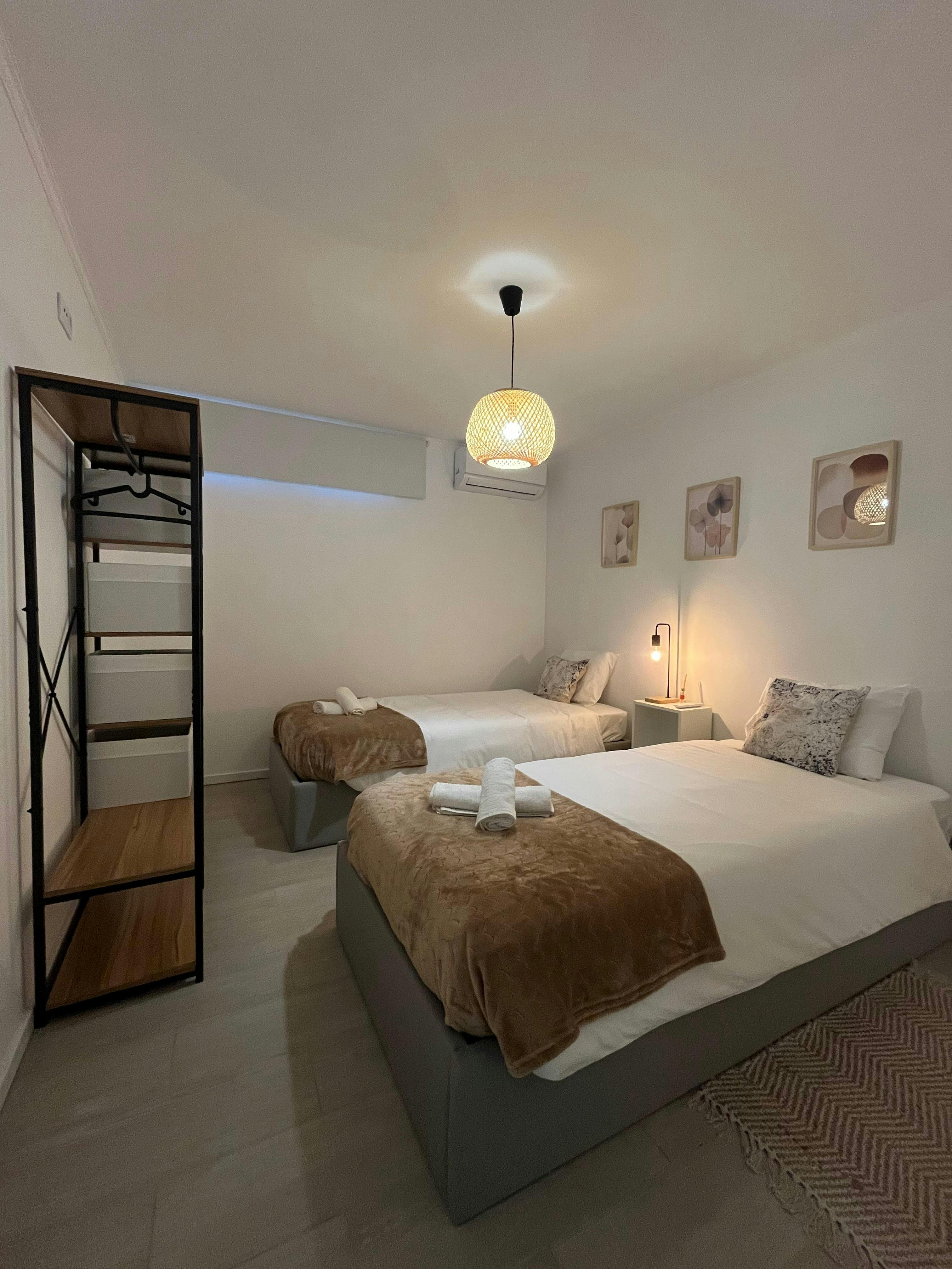 Single room Matosinhos, 1 bed, 13m² — photo 6
