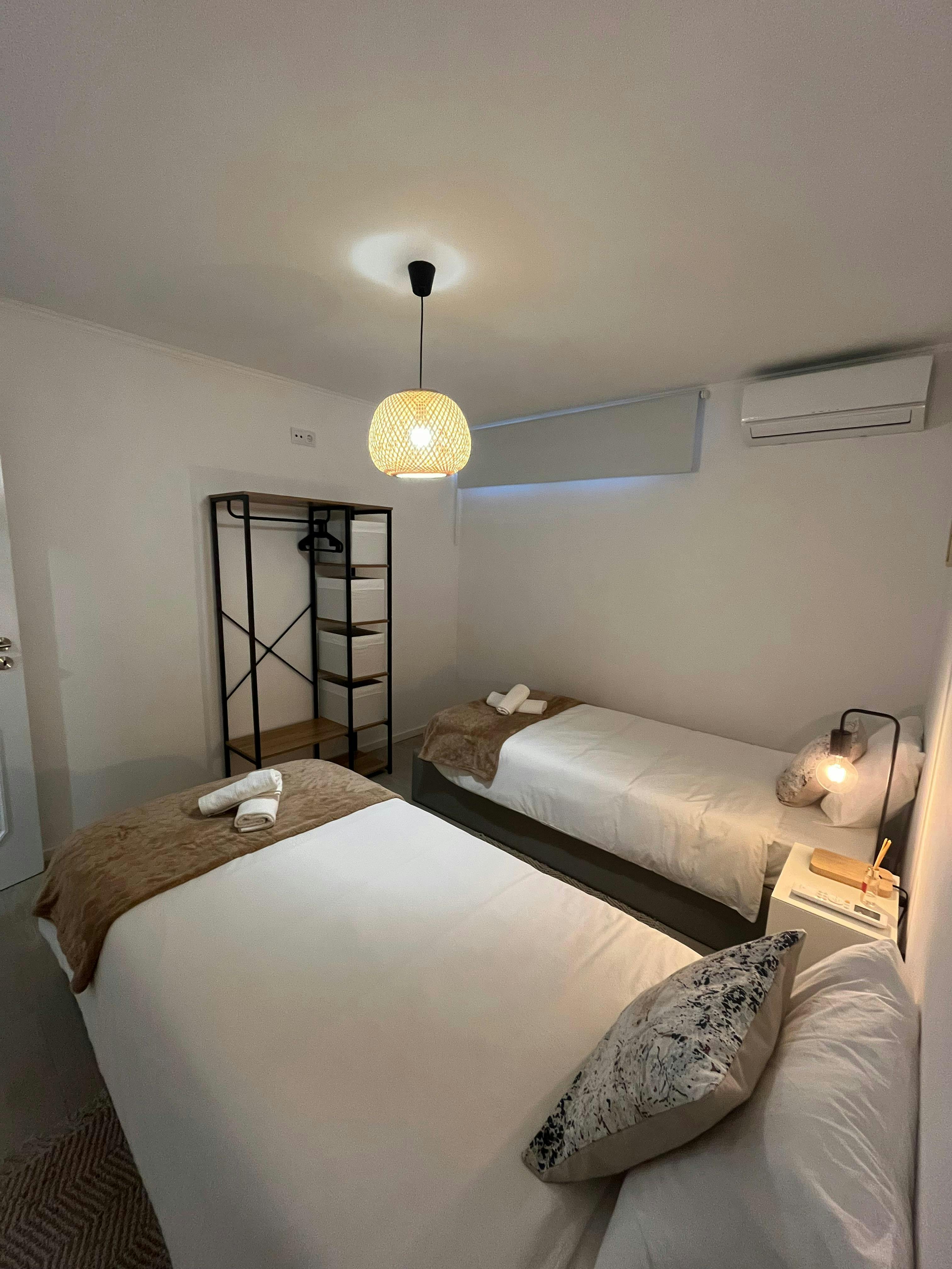 Single room Matosinhos, 1 bed, 13m² — photo 2