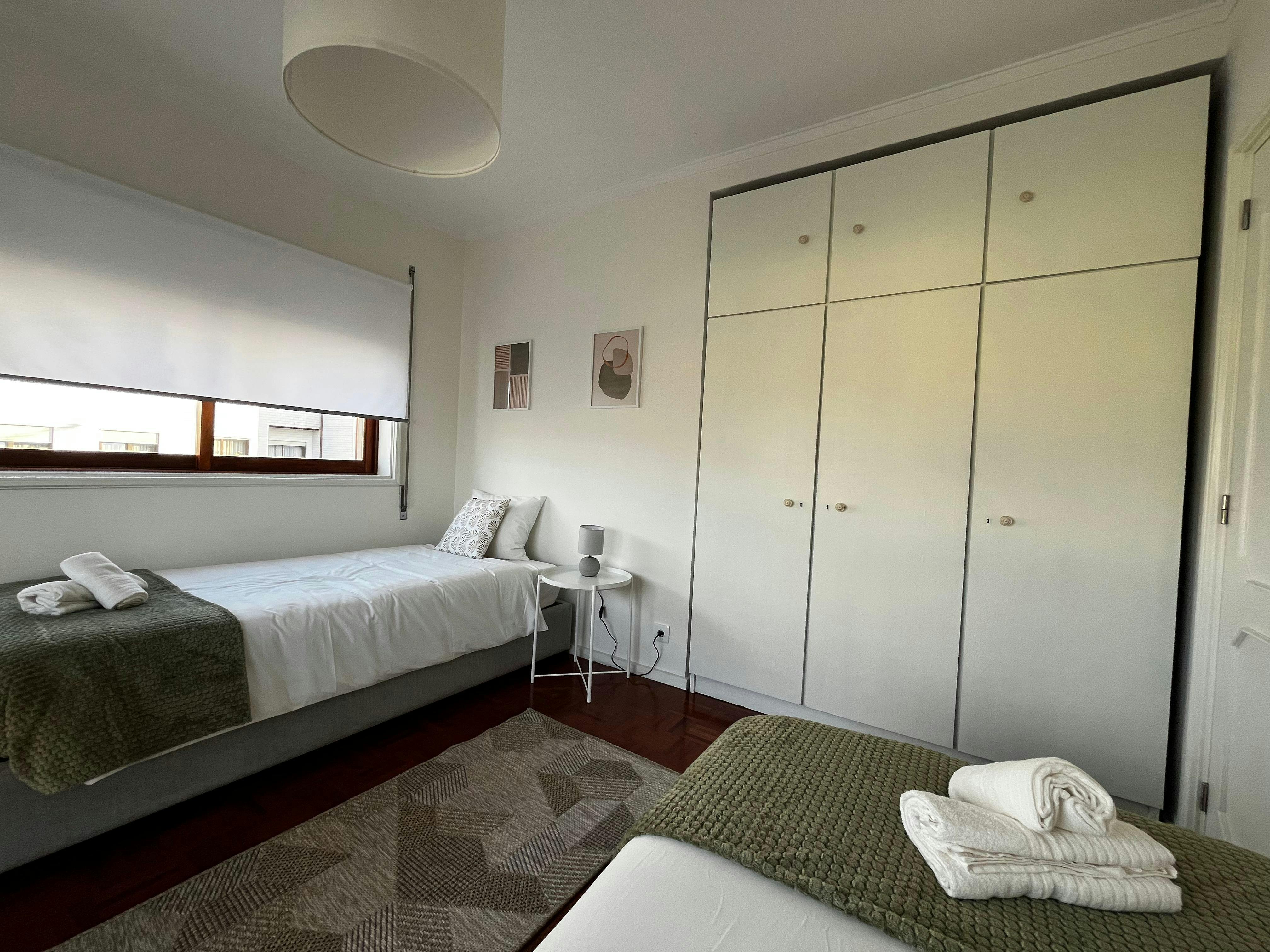Double room Custoias, 1 bed, 14m² — photo 4
