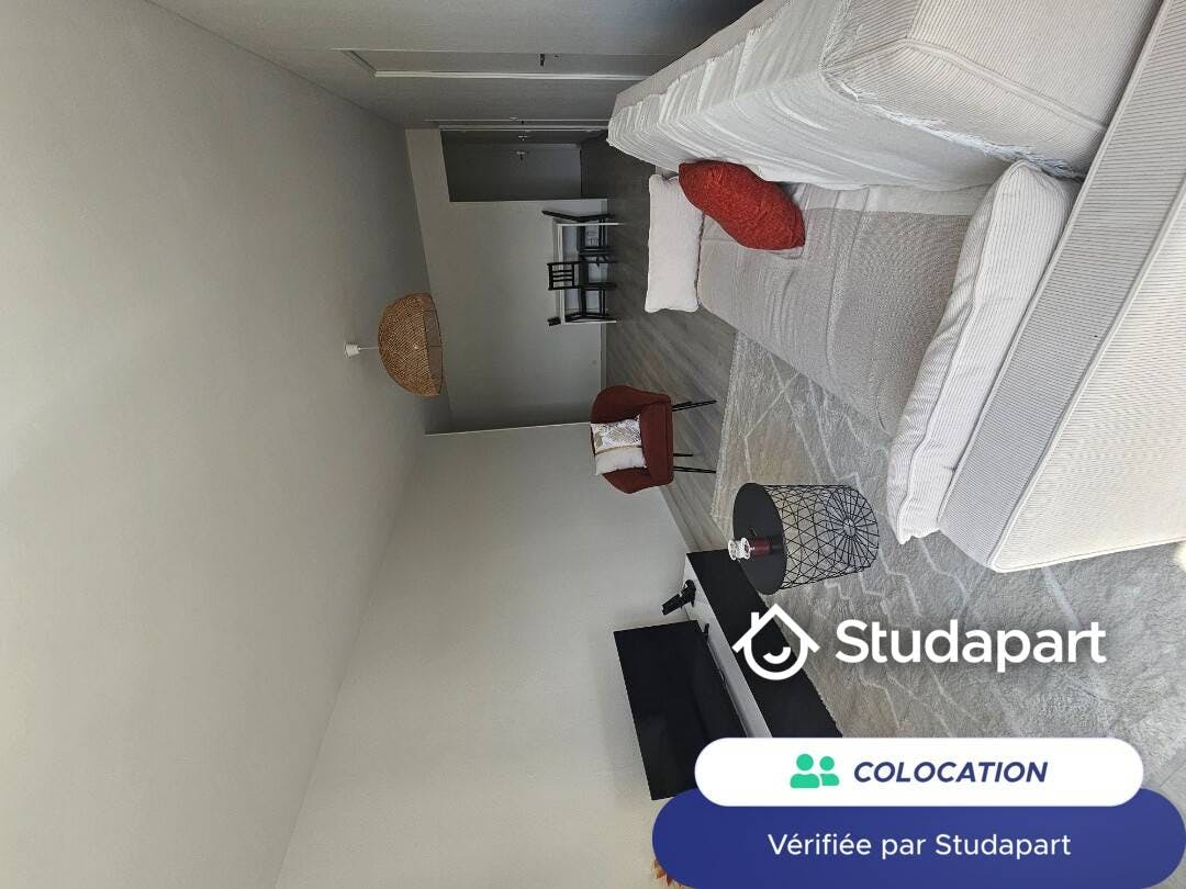 Private room for rent on Avenue Jean Jaurès, Le Petit-Quevilly - View 4