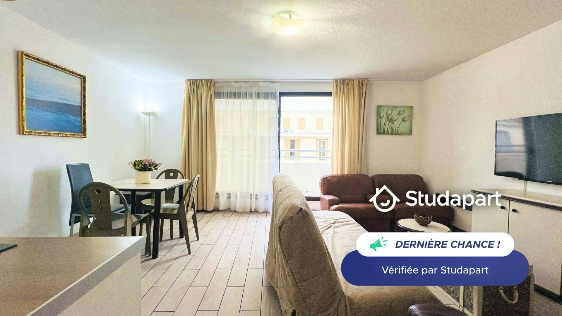 Apartment for rent for €760 per month in Nice, Avenue des Fleurs