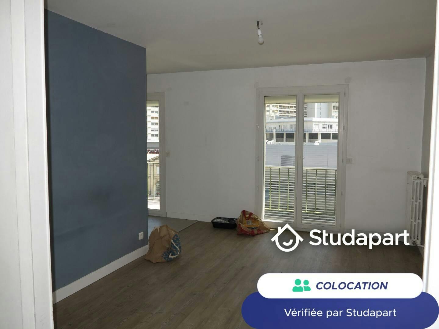 Private room for rent for €500 per month in Marseille, Boulevard Baille