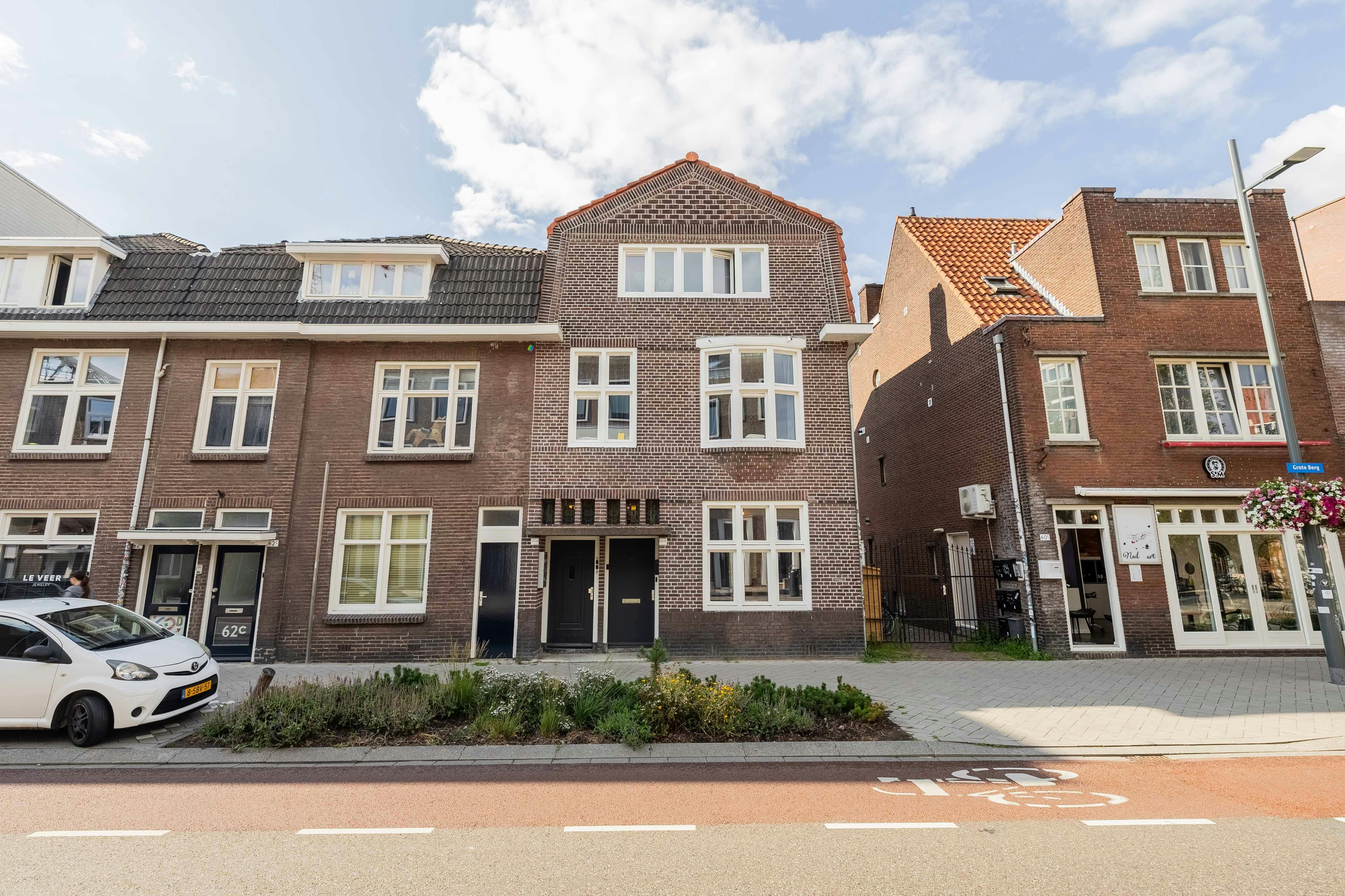 Apartment for rent for €4,500 per month in Eindhoven, Grote Berg