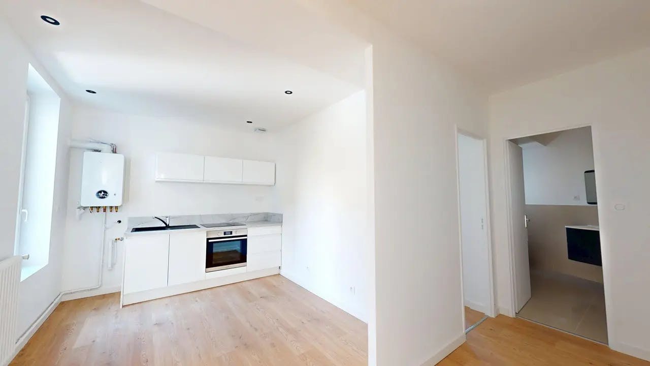 Mieszkanie do wynajęcia za 500 € miesięcznie w mieście Saint-Étienne, Rue Rabelais