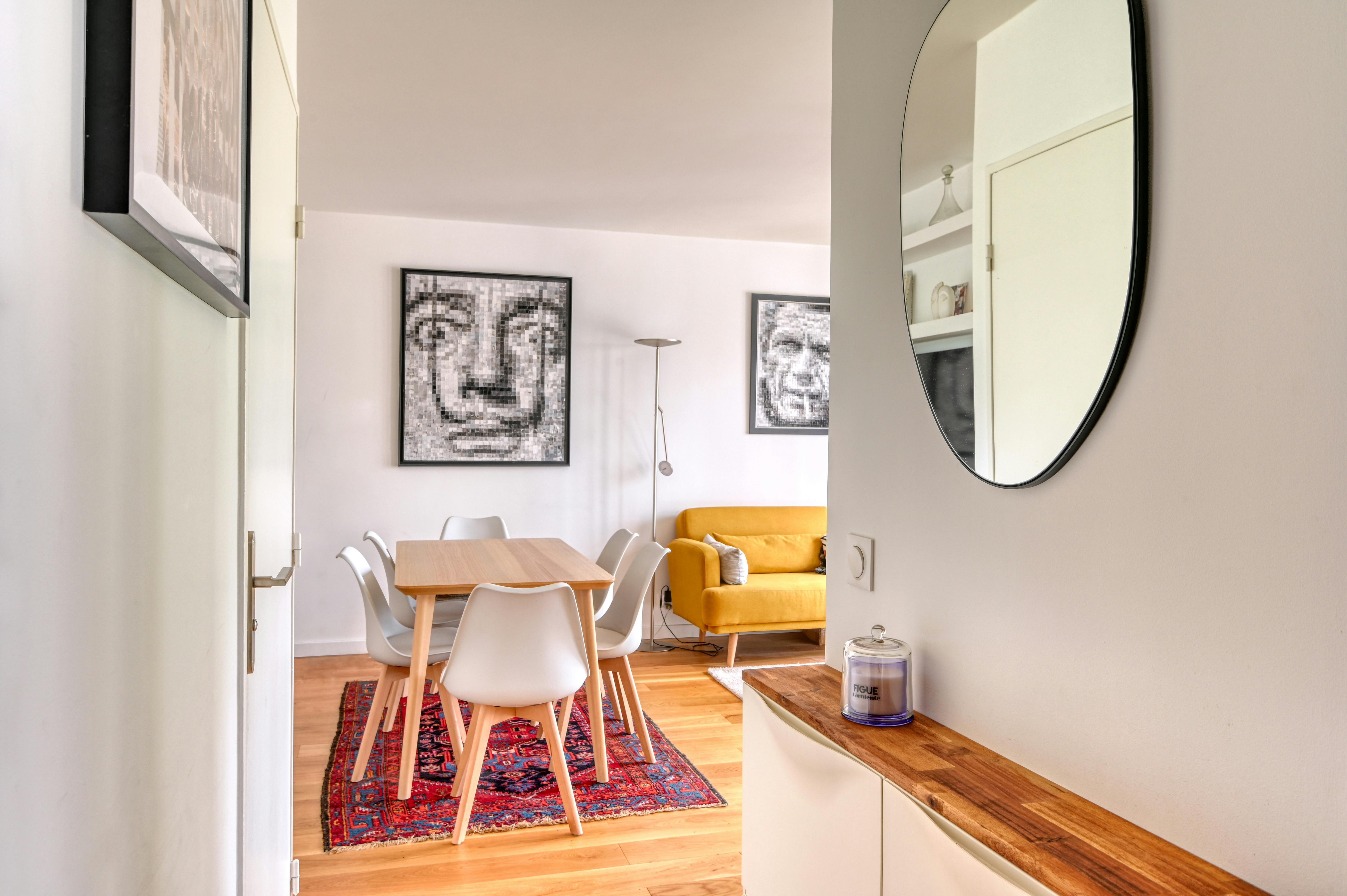 Apartment for rent for €2,350 per month in Levallois-Perret, Rue Anatole France