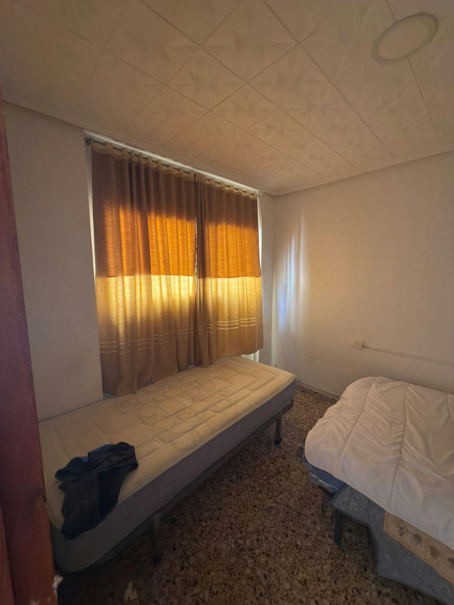 Apartment Bugarra, 3 beds, 10m² — photo 1