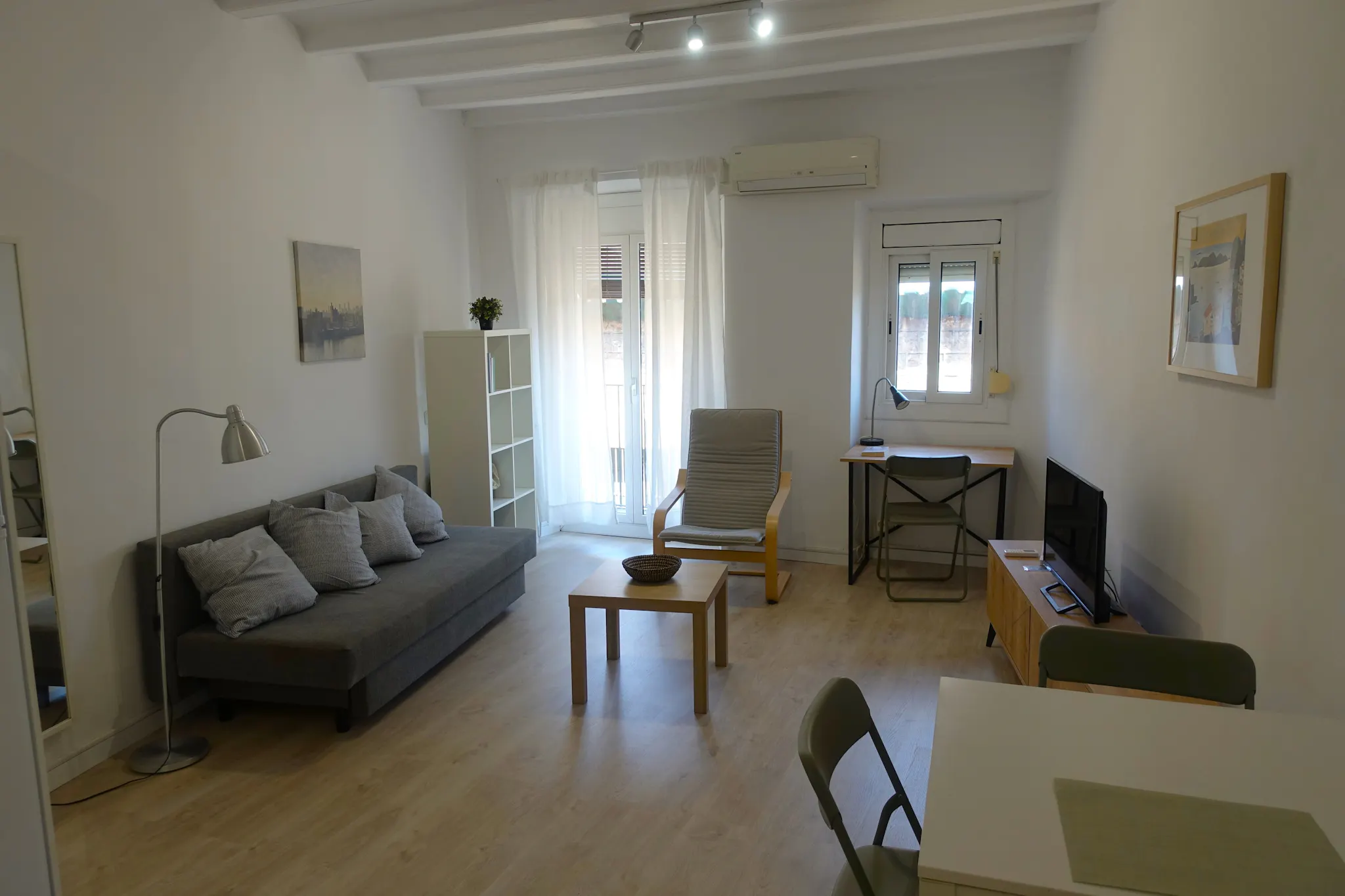 Carrer de l'Hospital, Barcelona preview