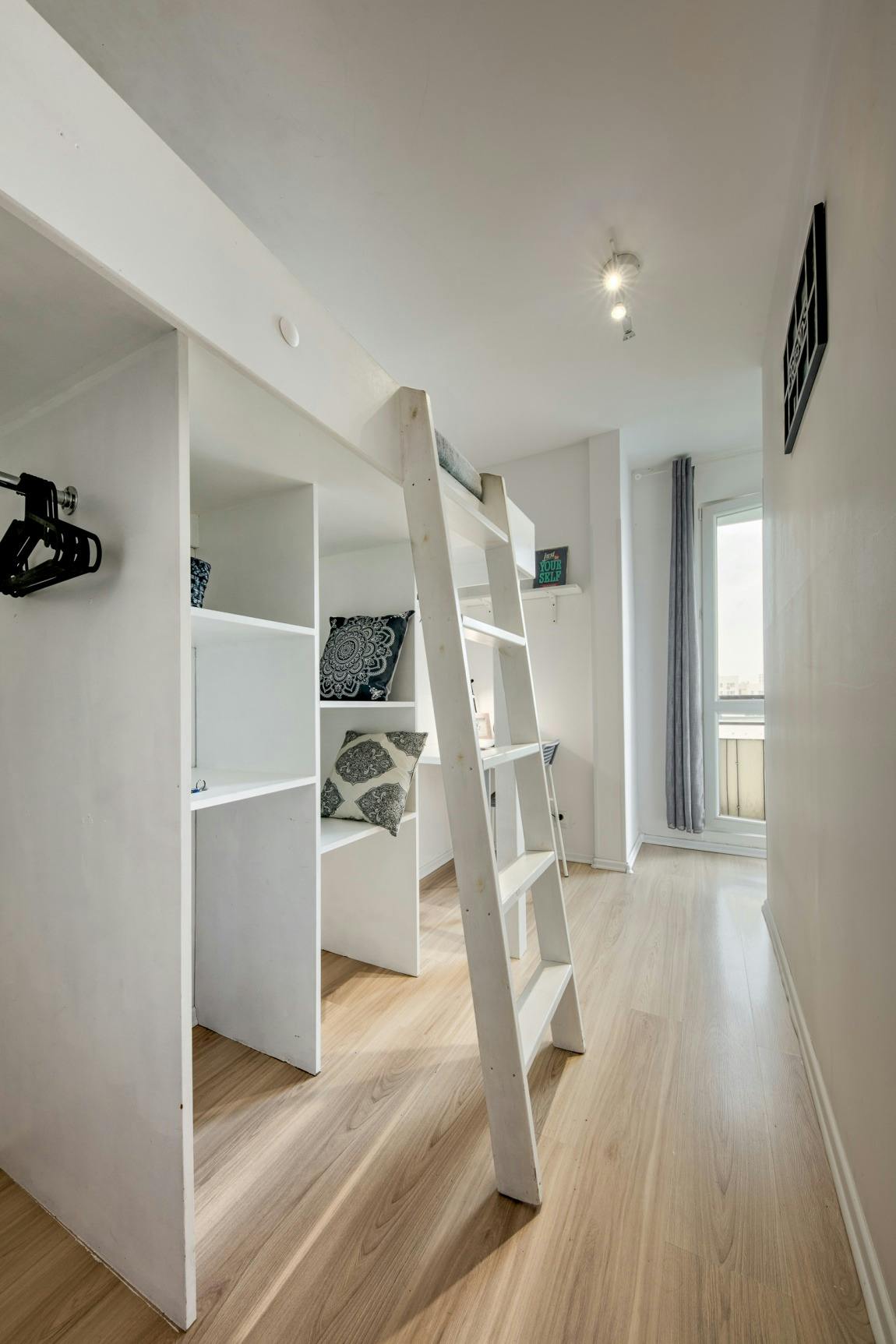 Wacława Lachmana, Warsaw preview