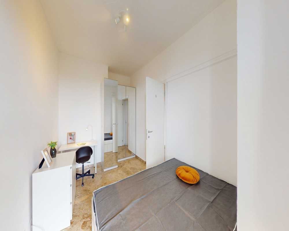 Private room for rent for €765 per month in Milan, Viale Molise