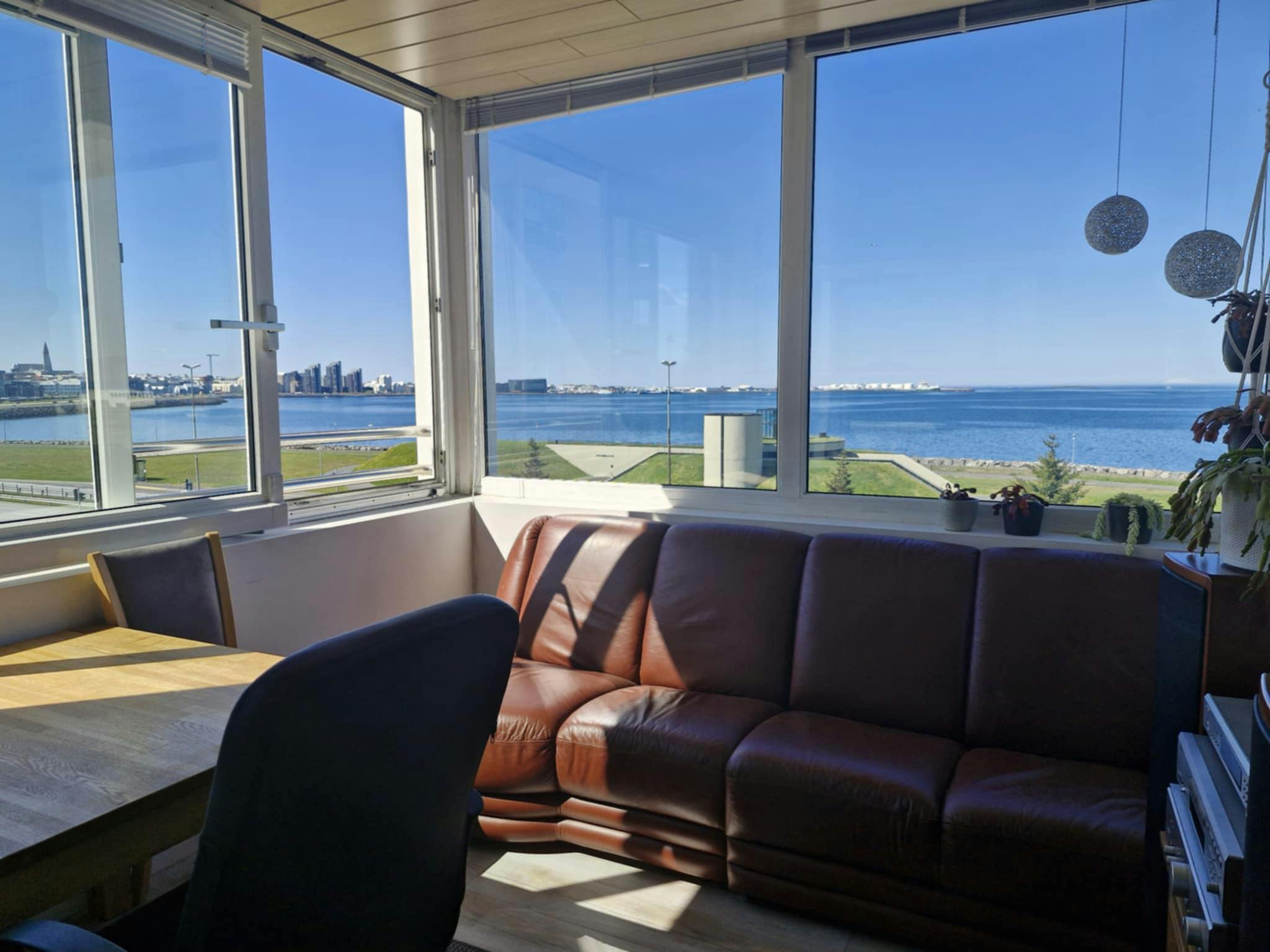 Apartment for rent for ISK 389,997 per month in Reykjavík, Kirkjusandur