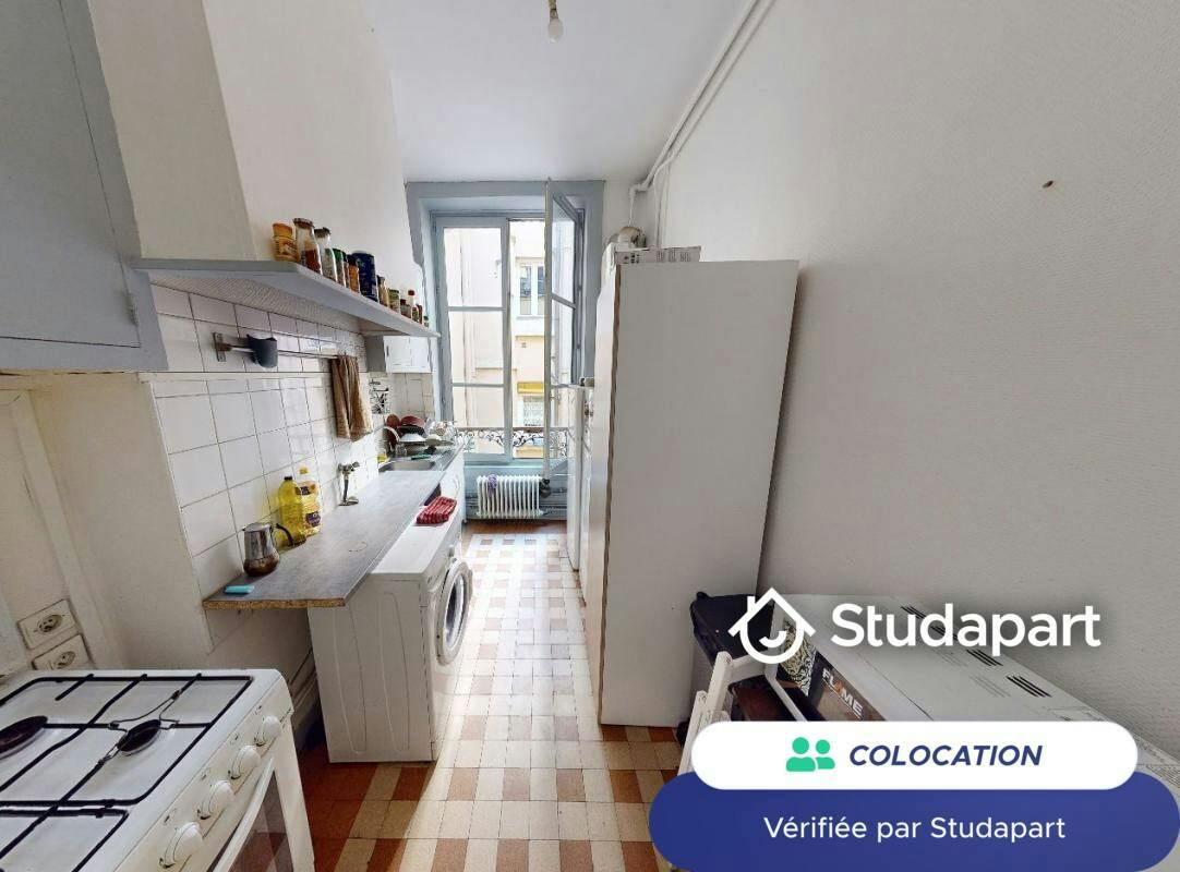 Private room for rent on Rue du Président Édouard Herriot, Lyon - Vue 4