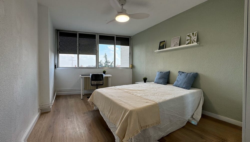 Calle del Poeta Blas de Otero, Madrid preview