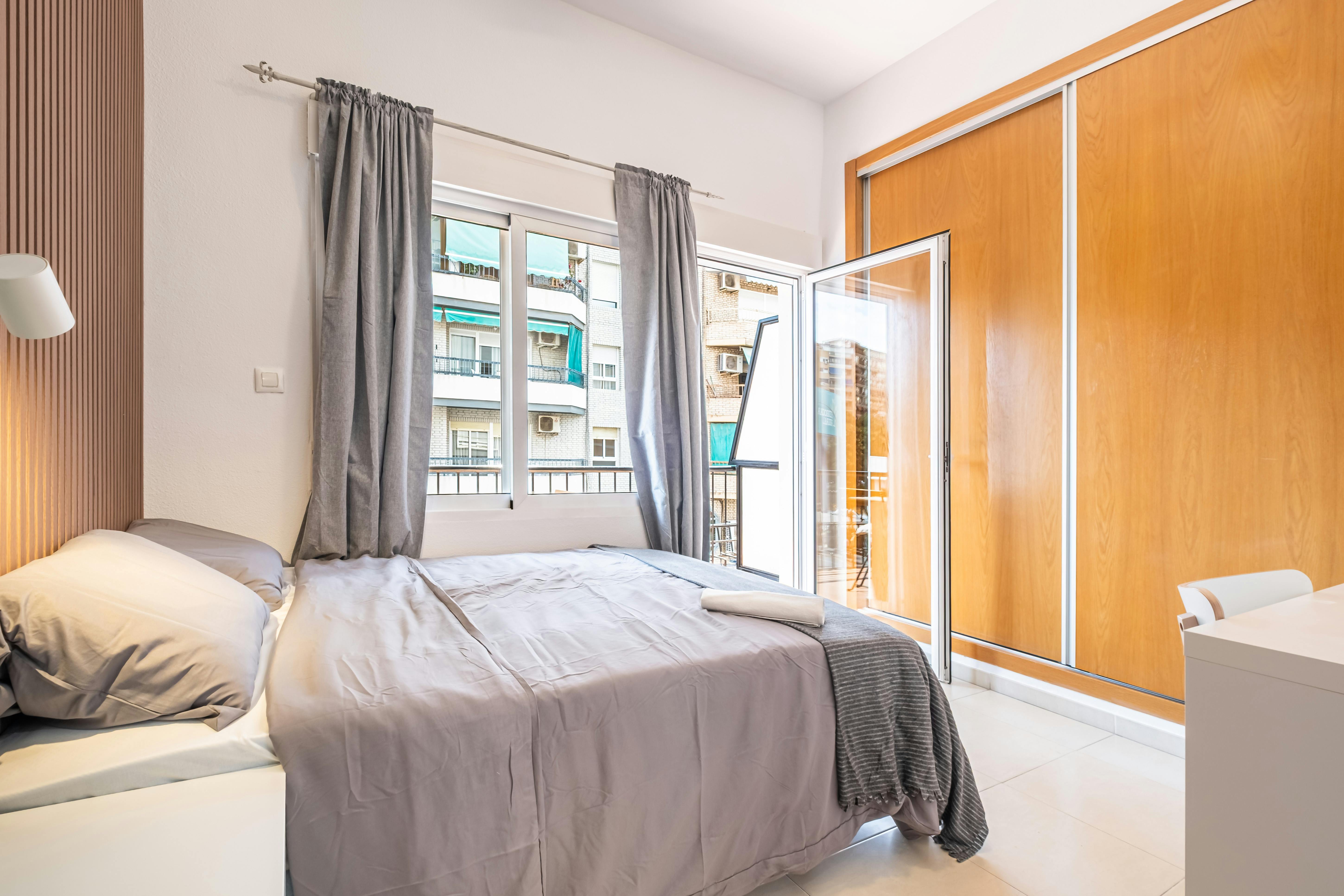 Avenida de Aguilera, Alicante (Alacant) preview