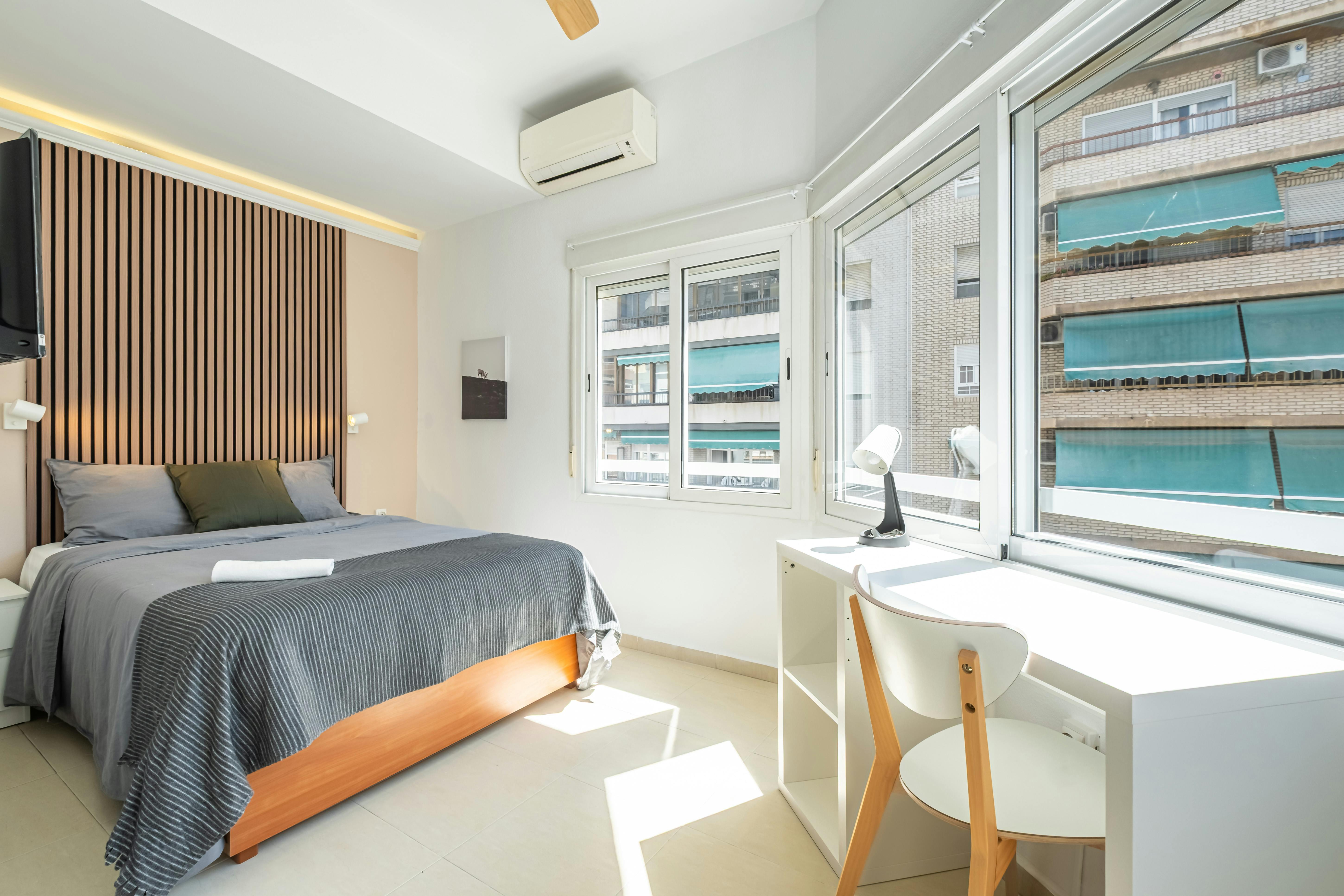 Avenida de Aguilera, Alicante (Alacant) preview