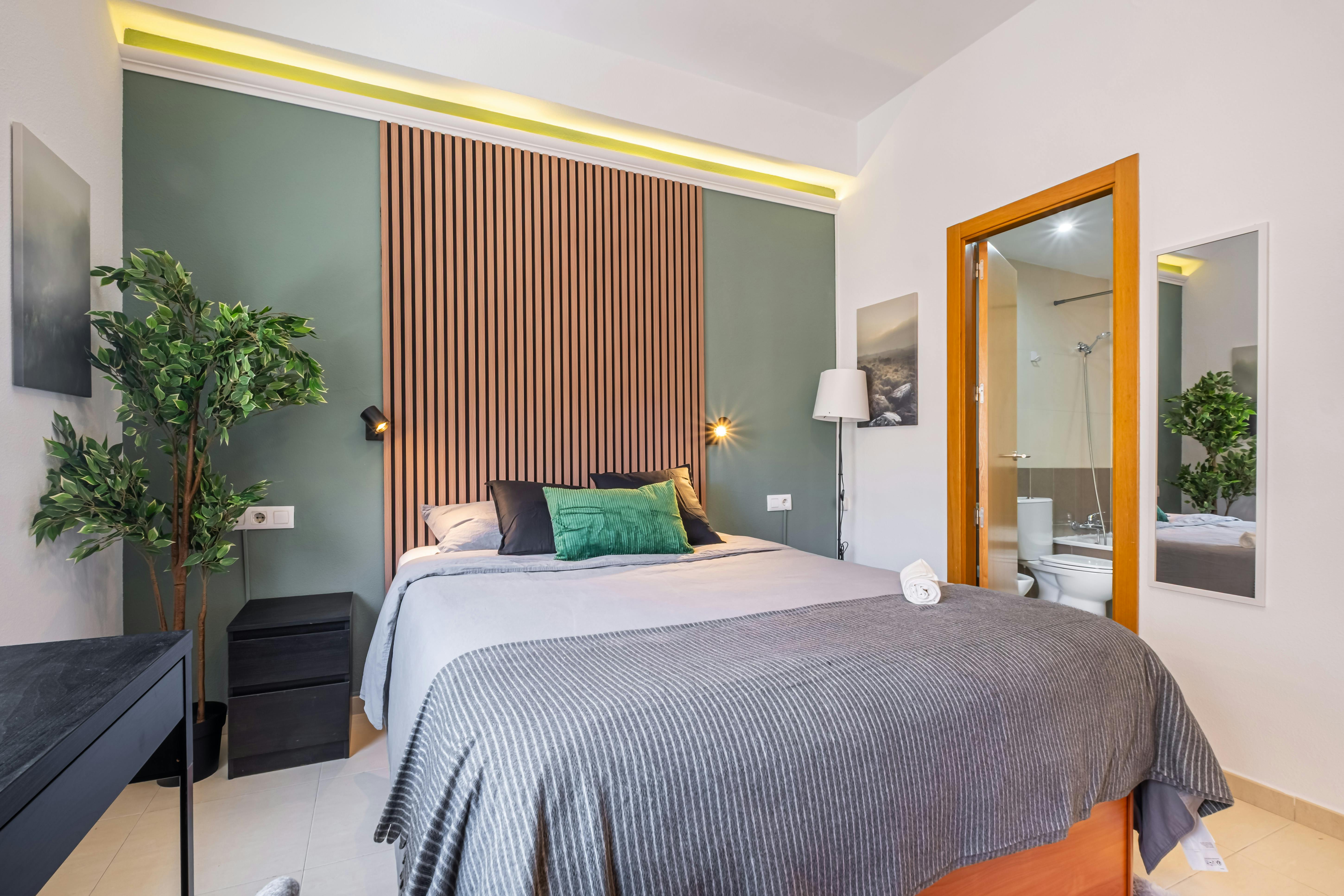 Avenida de Aguilera, Alicante (Alacant) preview